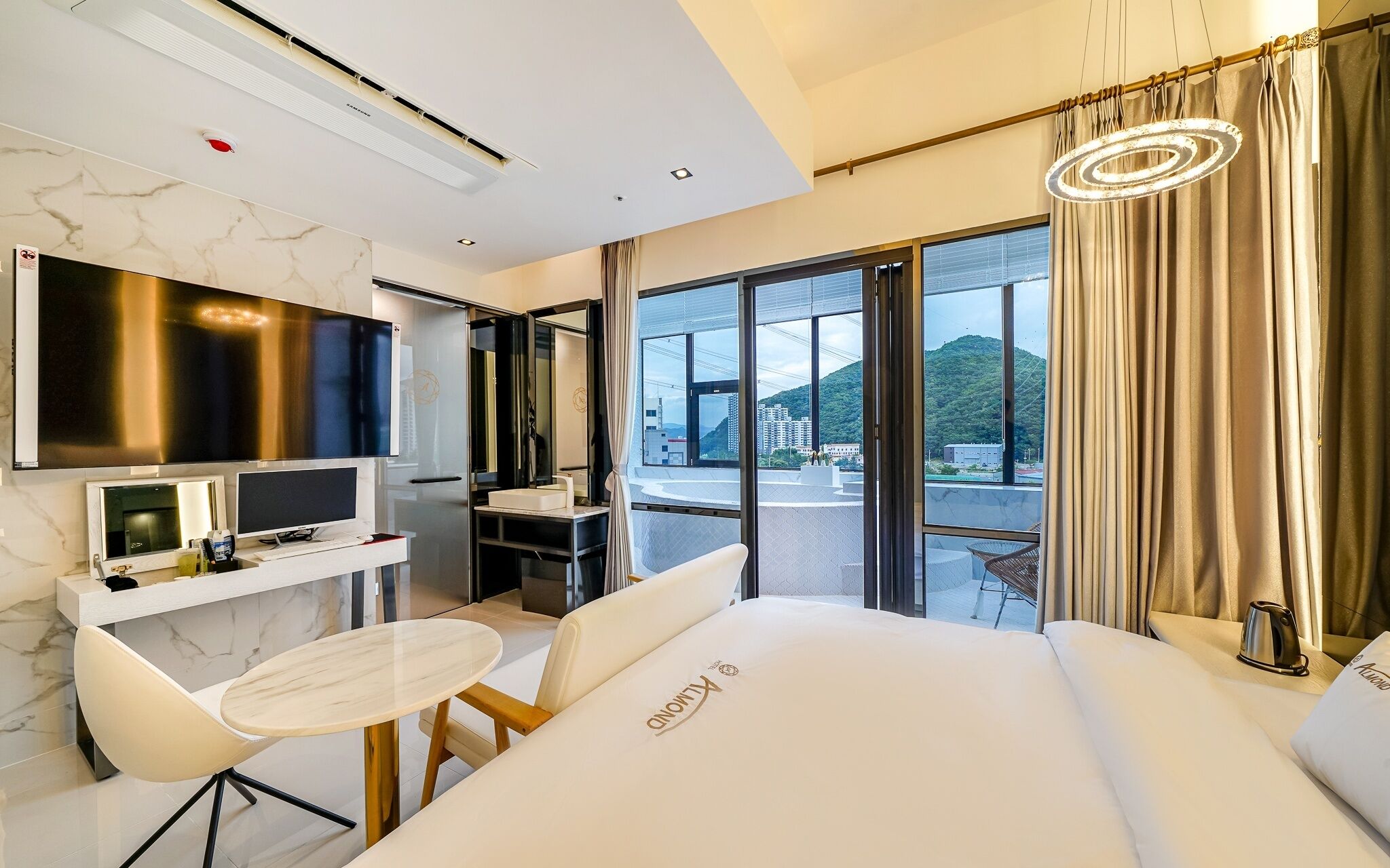 Yangsan Pyeongsan Den Bastar Hotel