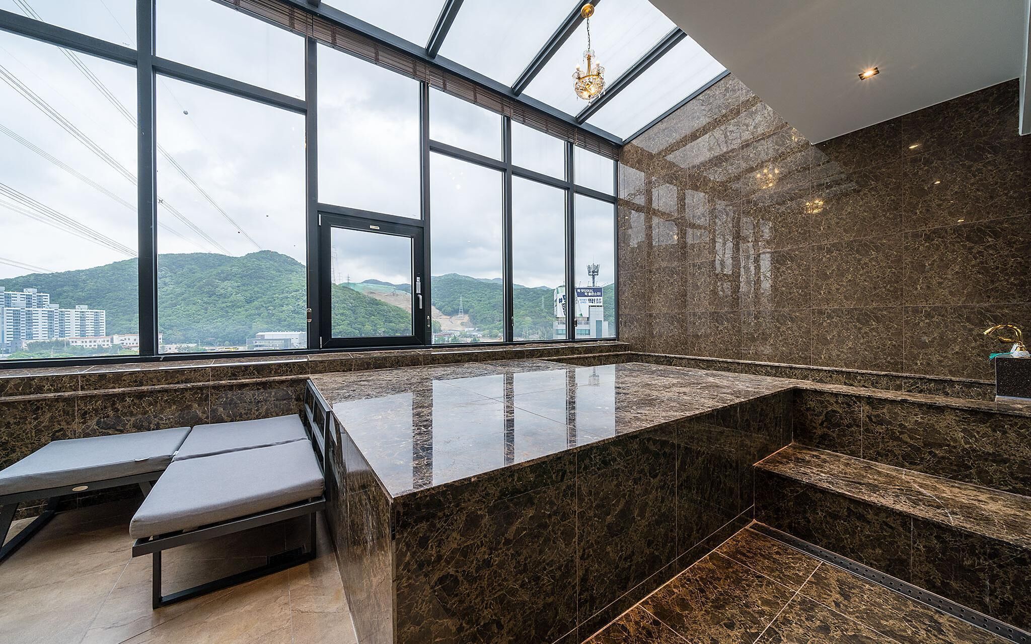 Yangsan Pyeongsan Den Bastar Hotel