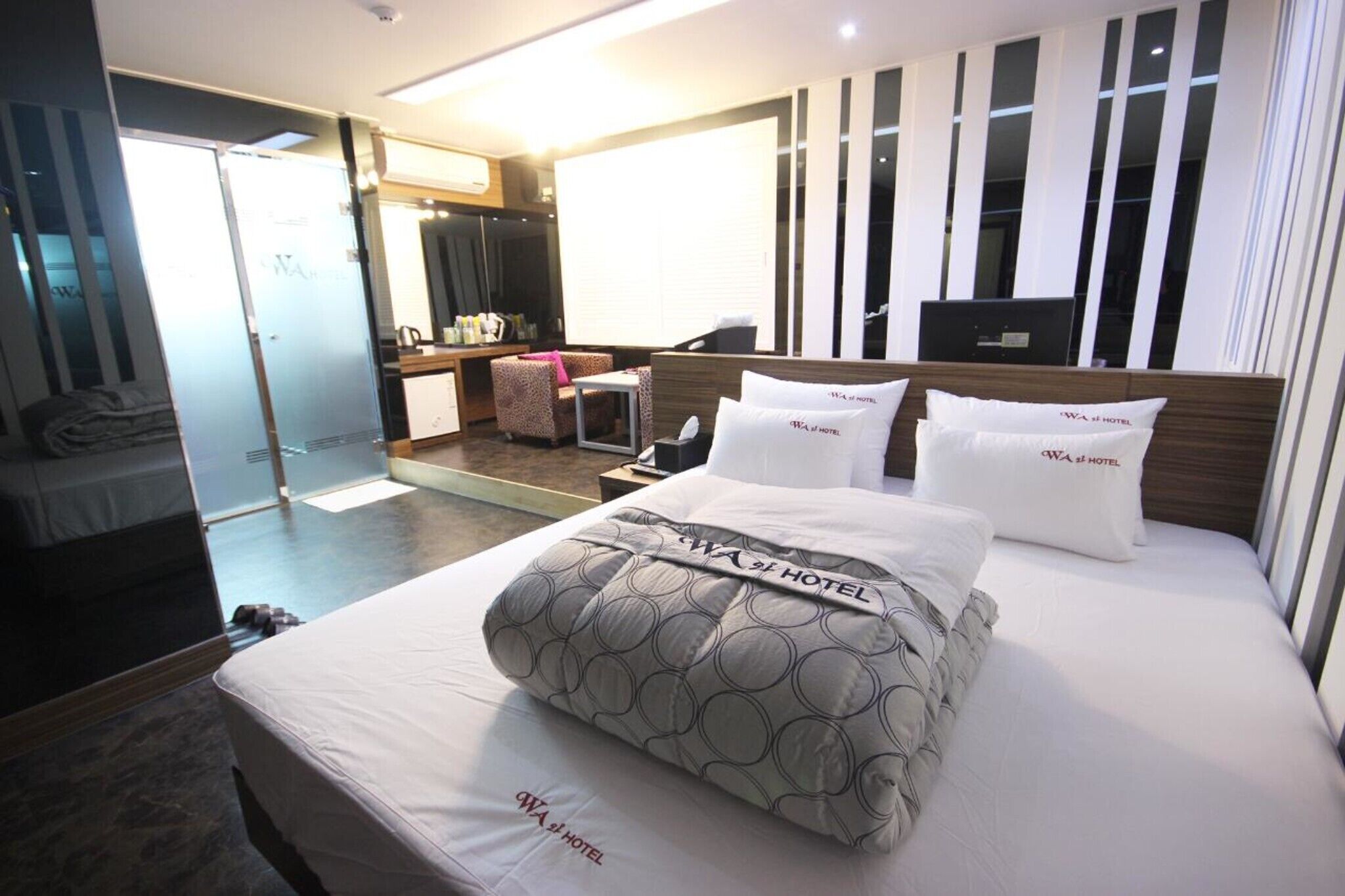 Yansan Bukbu Dong Wa