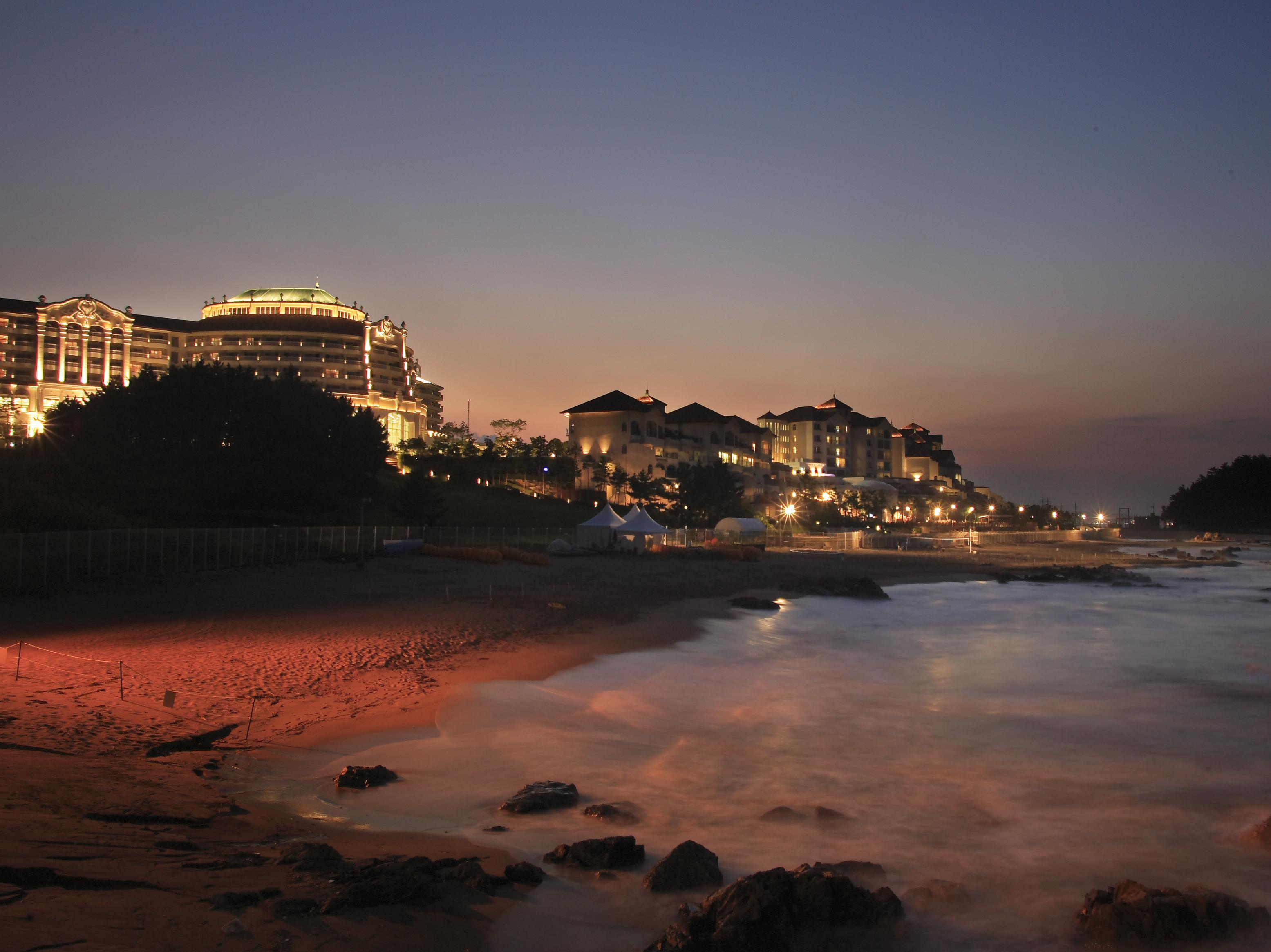 Daemyung Sol Beach Hotel & Resort