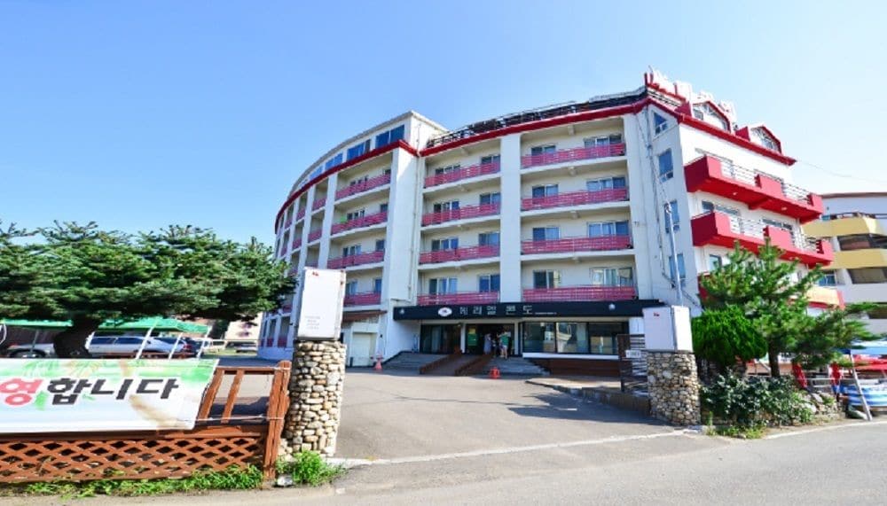 Naksan Meriel Condo