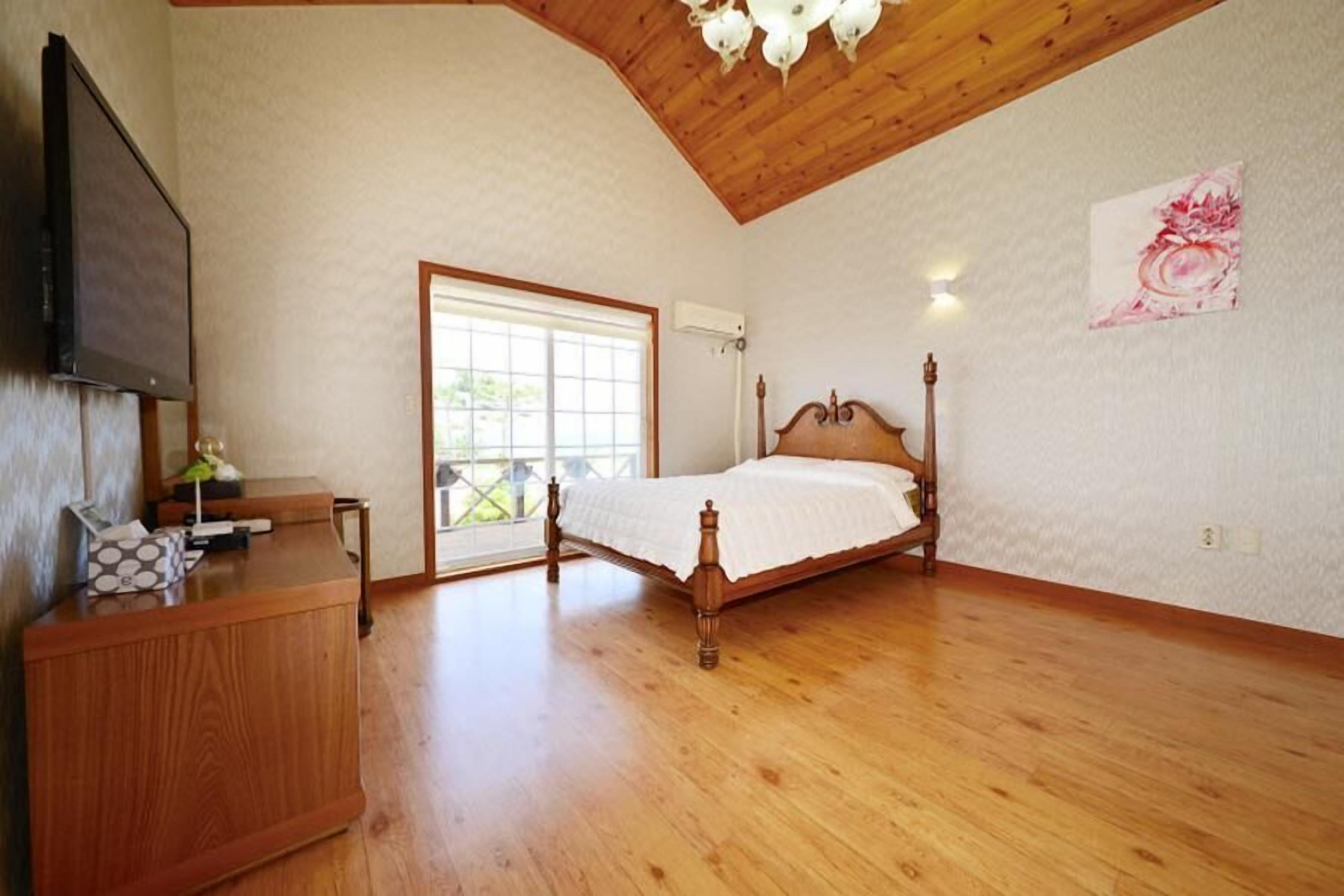 Yangyang Amigas Pension