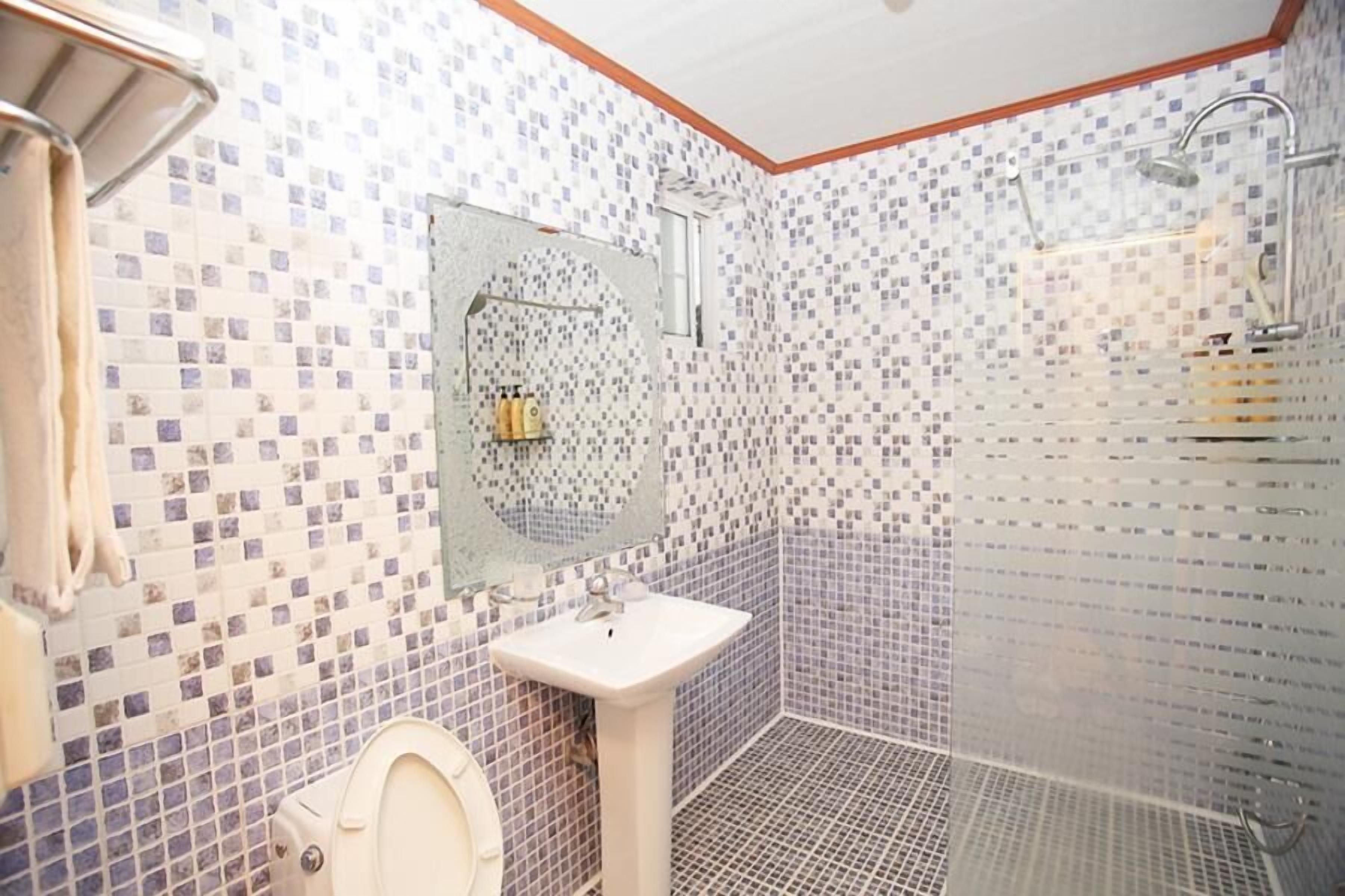 Yangyang Amigas Pension