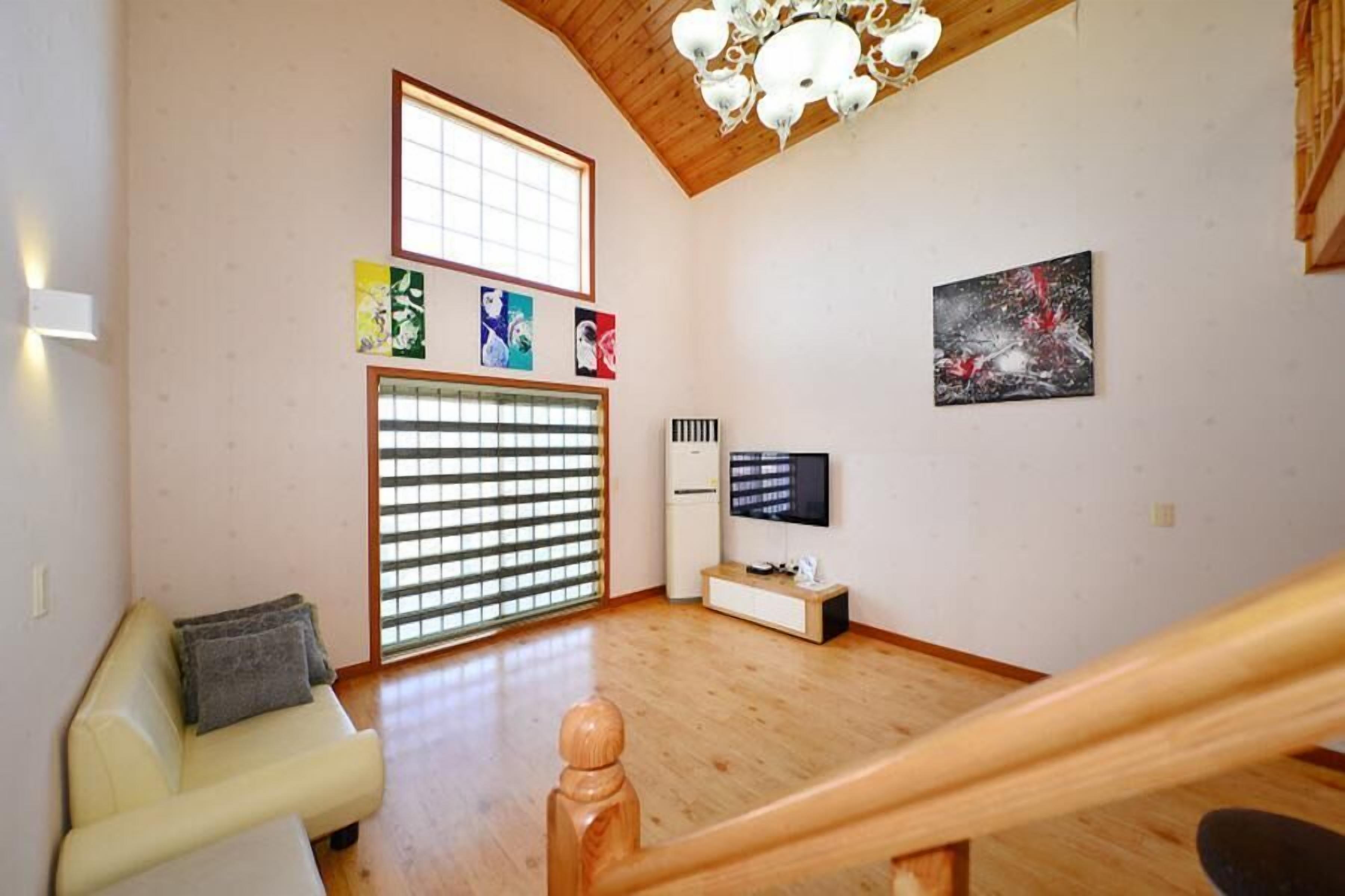 Yangyang Amigas Pension