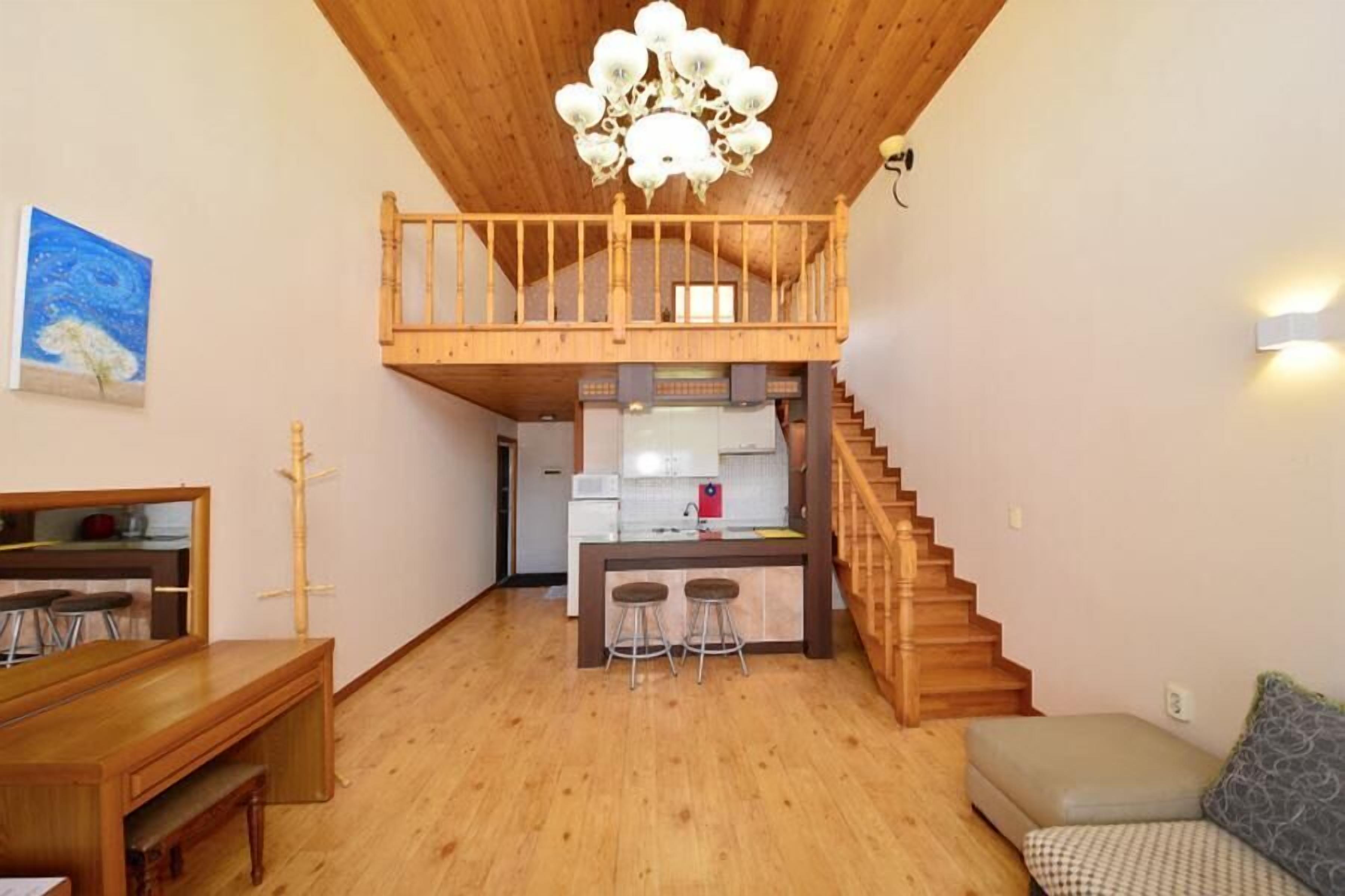 Yangyang Amigas Pension