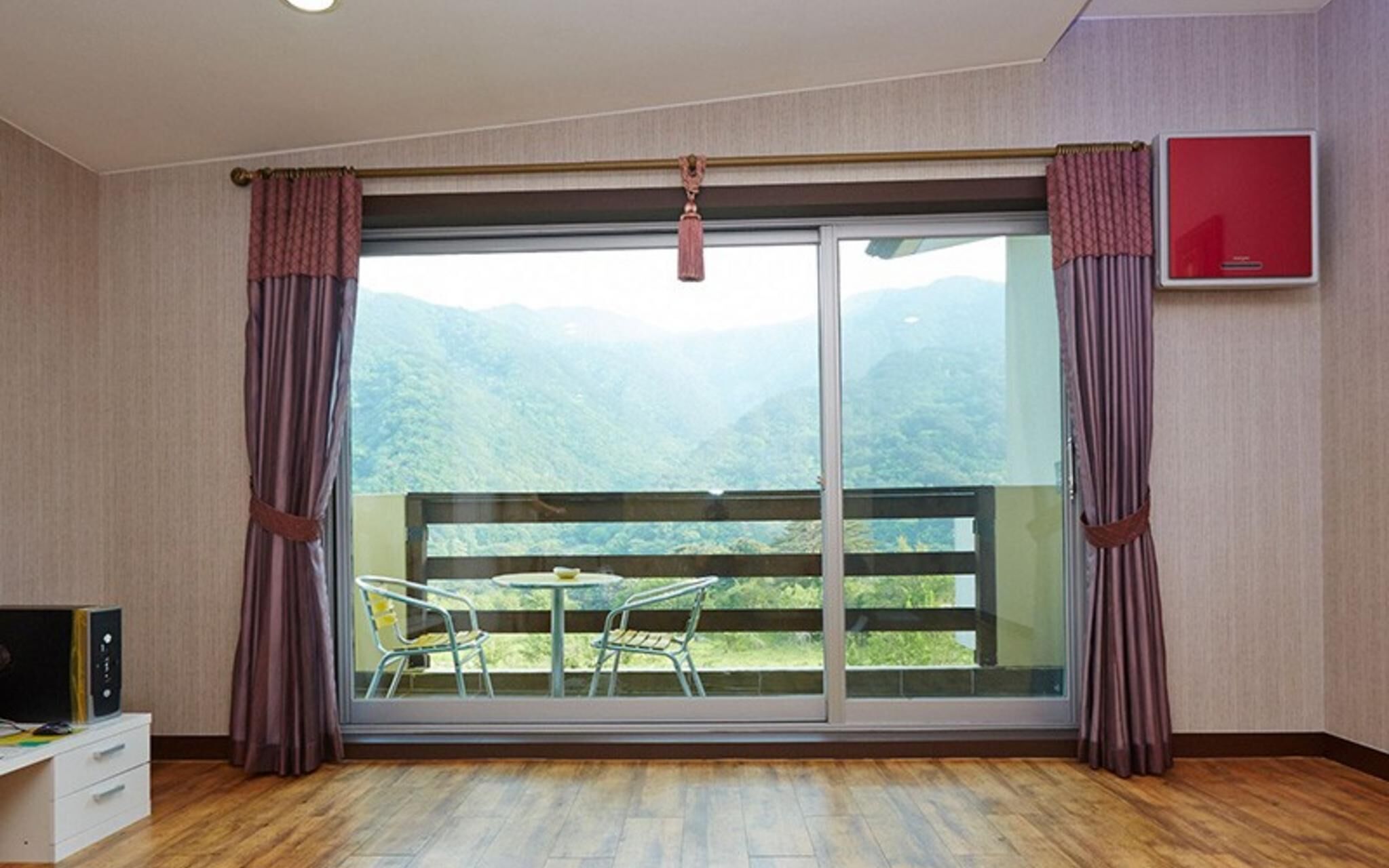 Yangyang Denver House Pension