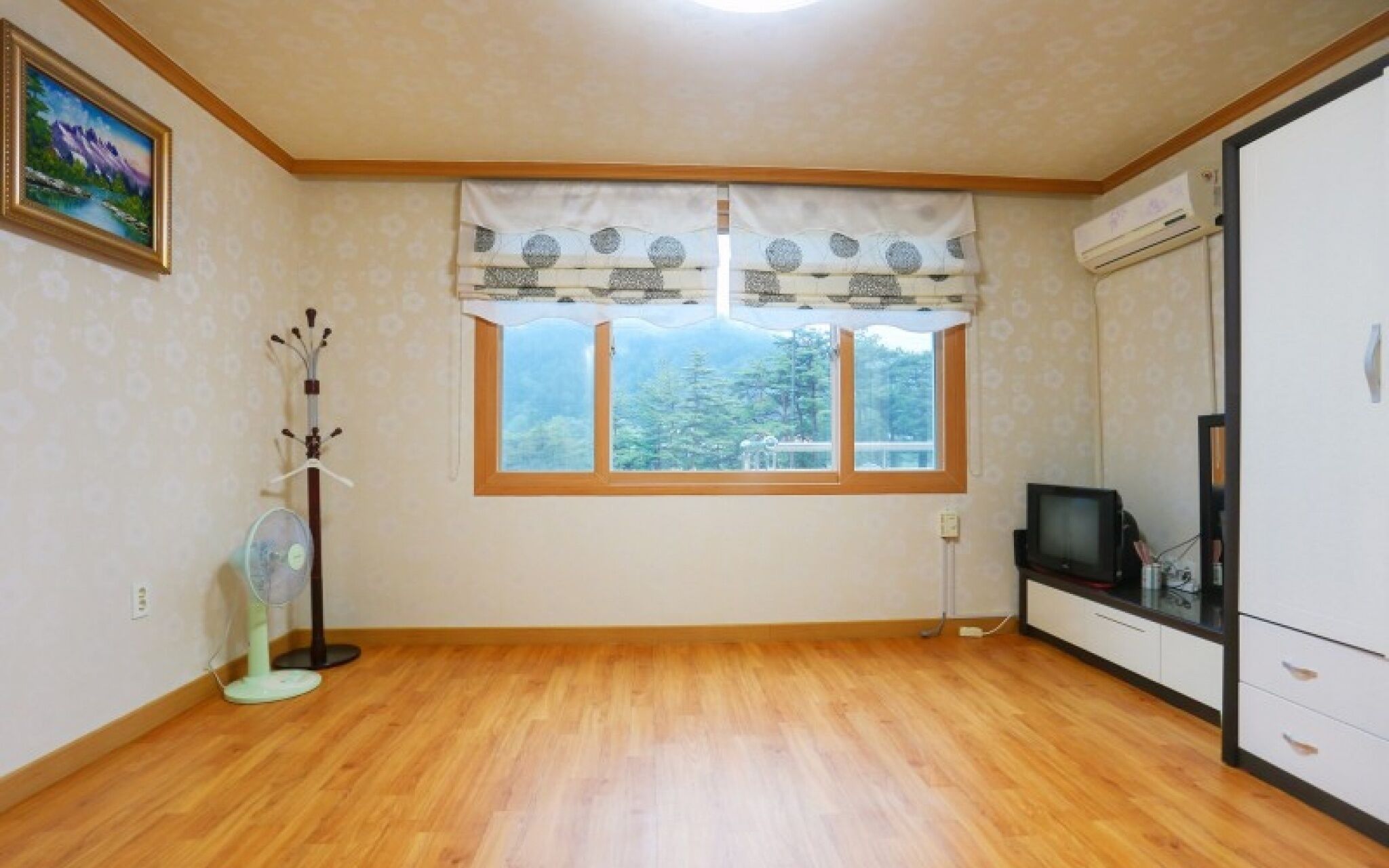 Yangyang Goyohan Kkottteul Pension