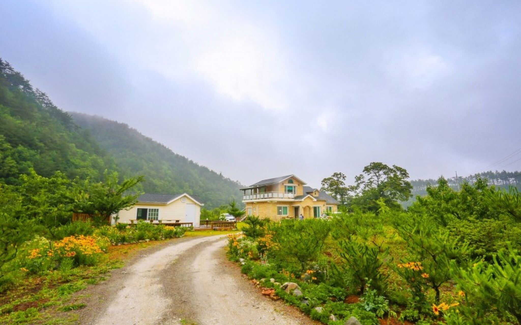 Yangyang Goyohan Kkottteul Pension