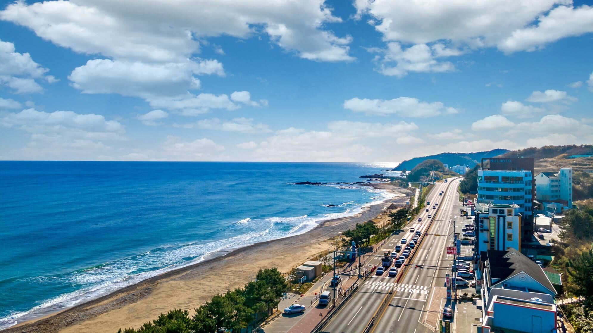 Yangyang Haettuneonchangmoon Pension