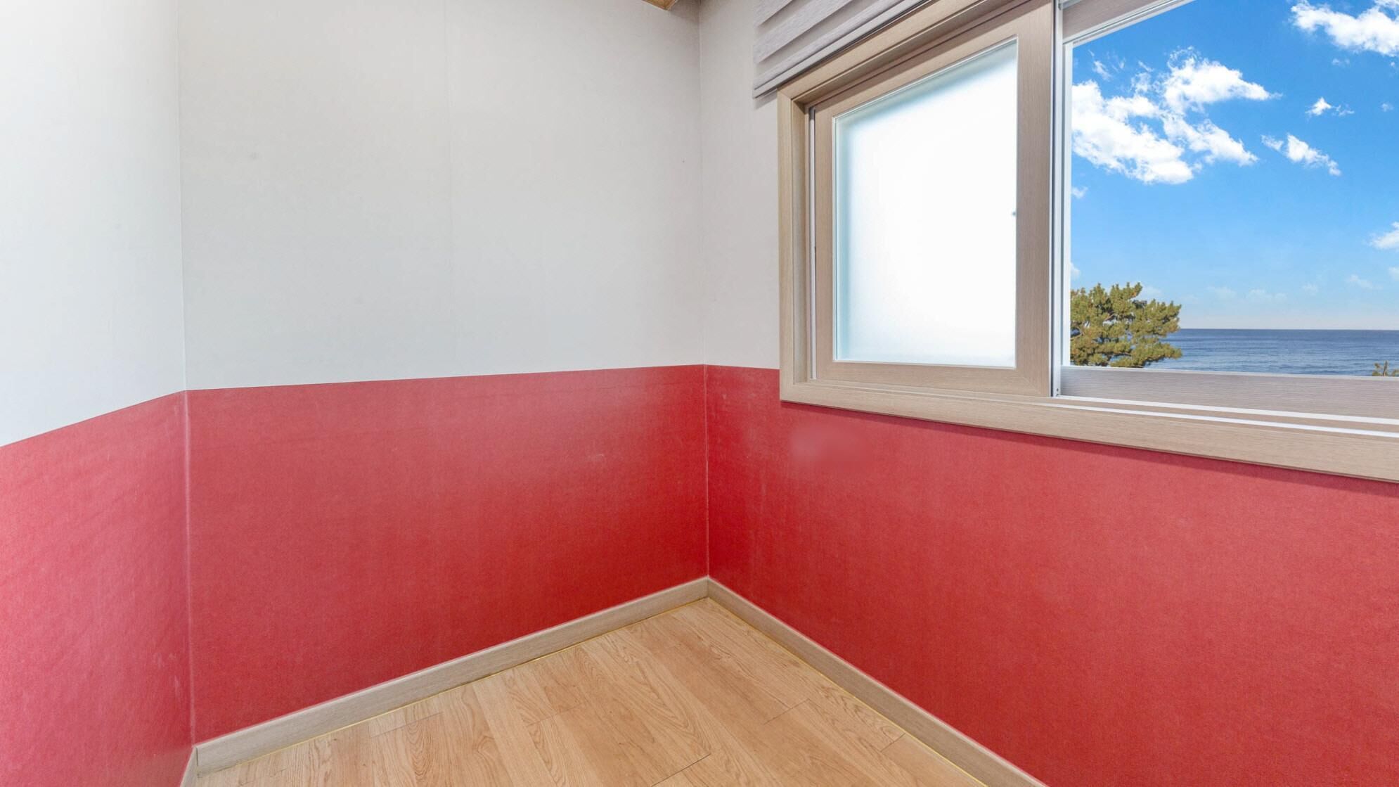 Yangyang Haettuneonchangmoon Pension