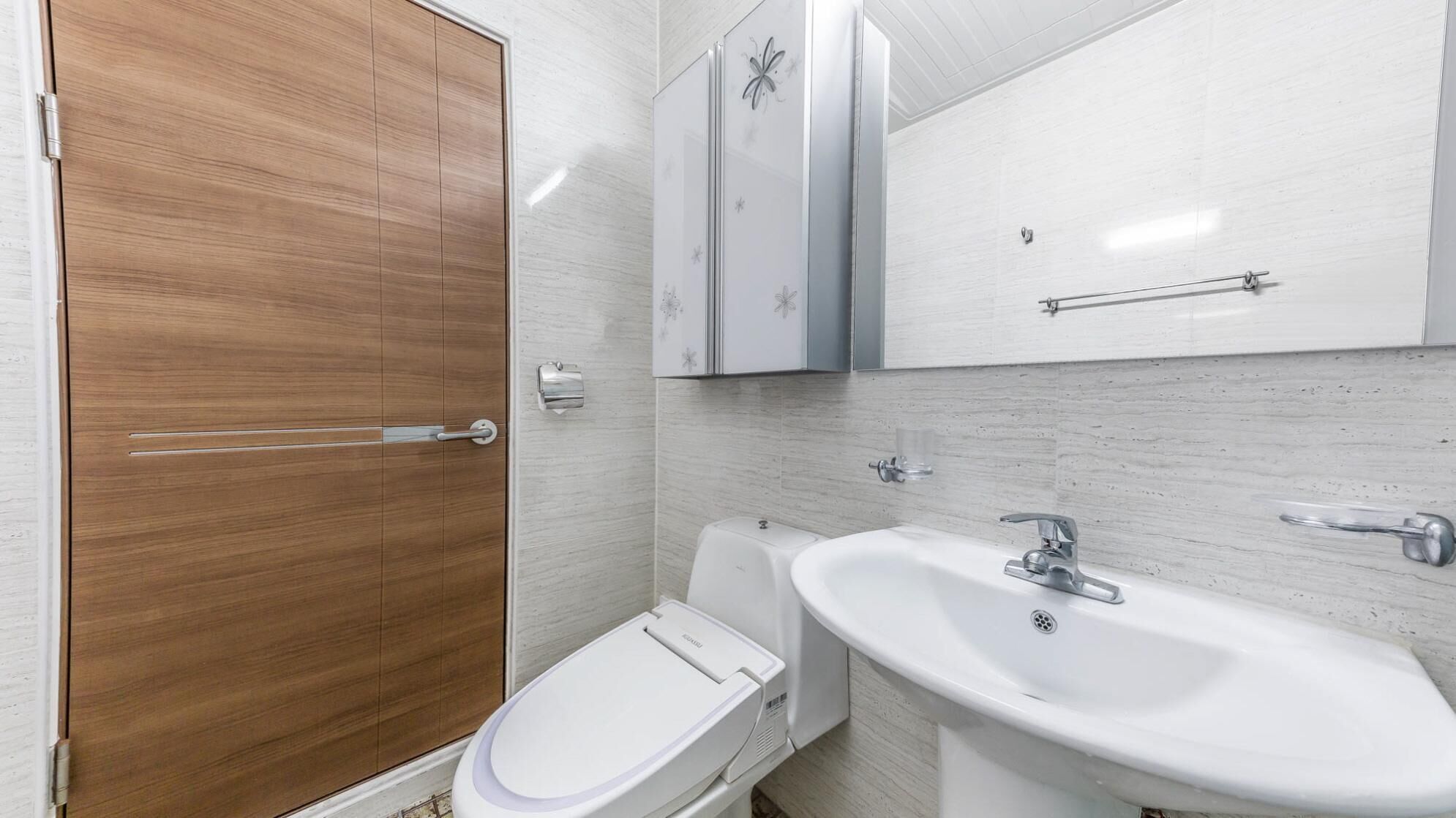 Yangyang Haettuneonchangmoon Pension