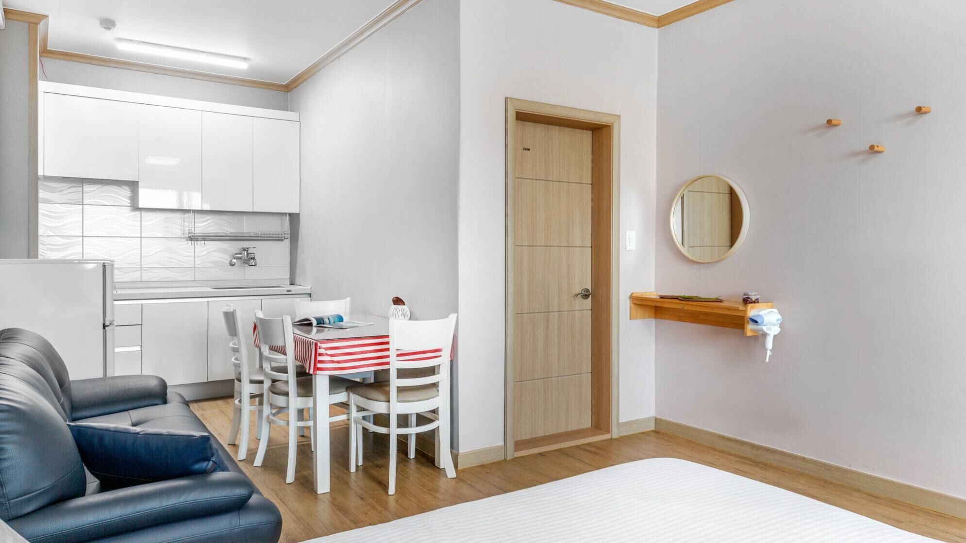 Yangyang Haettuneonchangmoon Pension