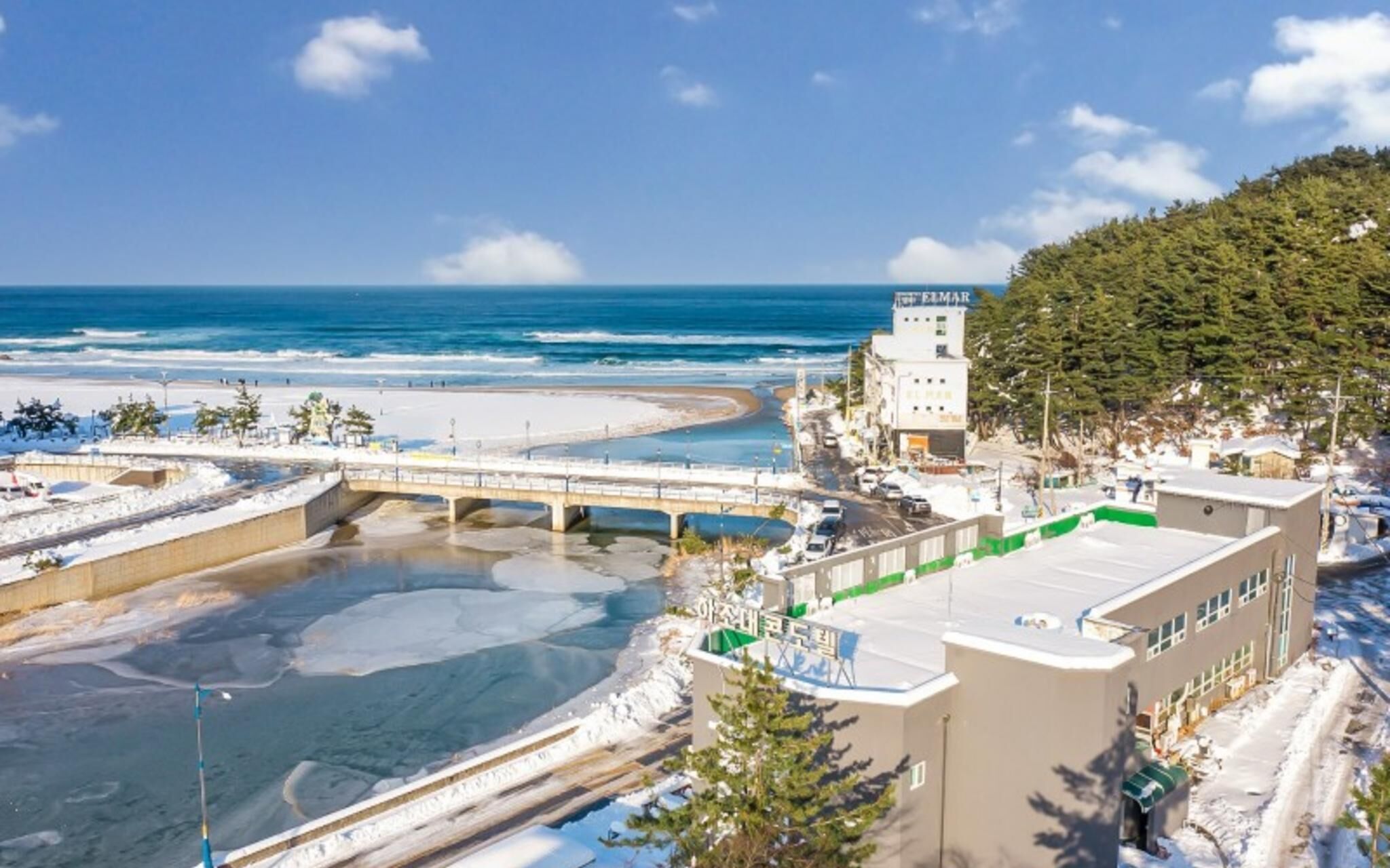 Yangyang Hajodae Conto Hotel Pension
