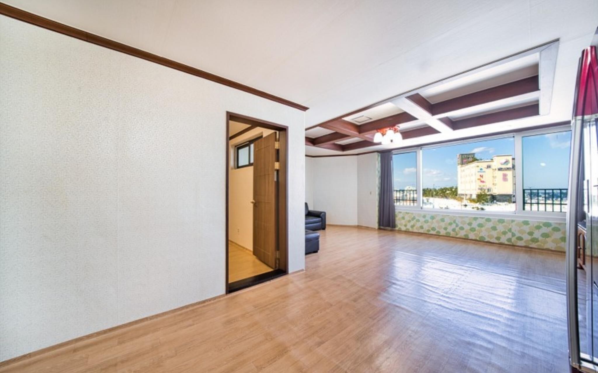 Yangyang Hajodae Conto Hotel Pension