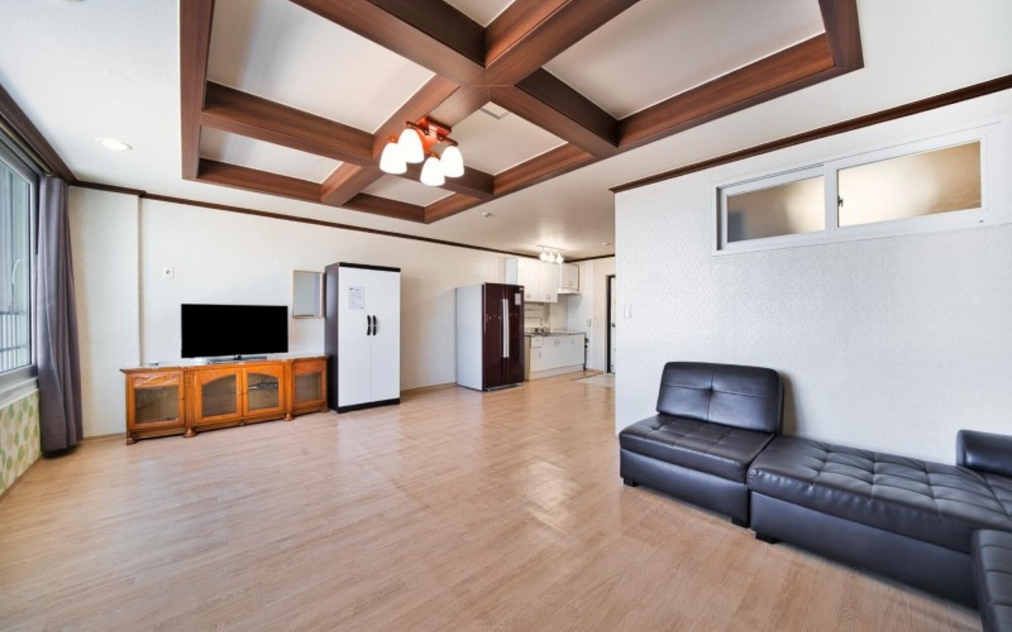Yangyang Hajodae Conto Hotel Pension
