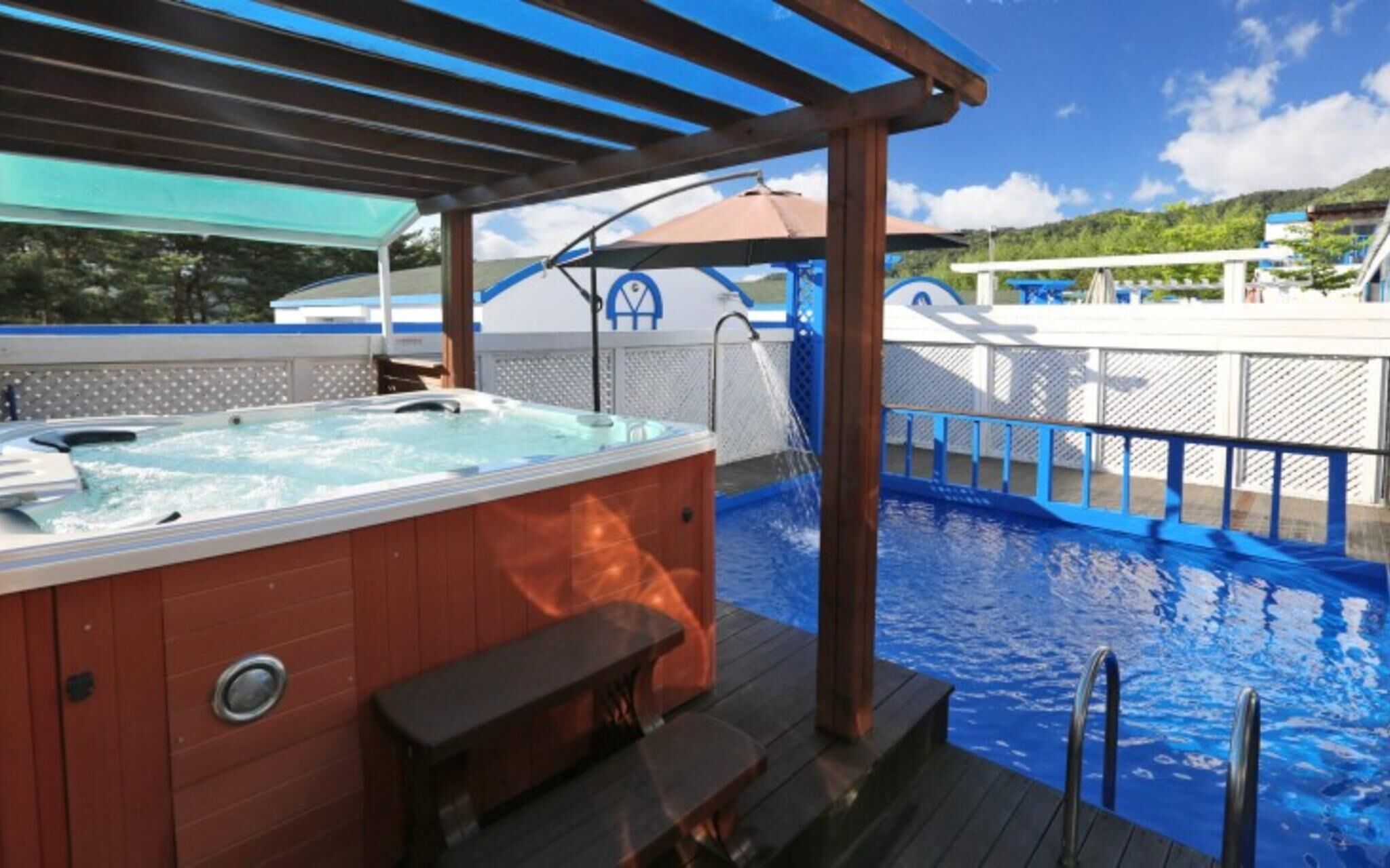 Yangyang Lodes Pool Villa