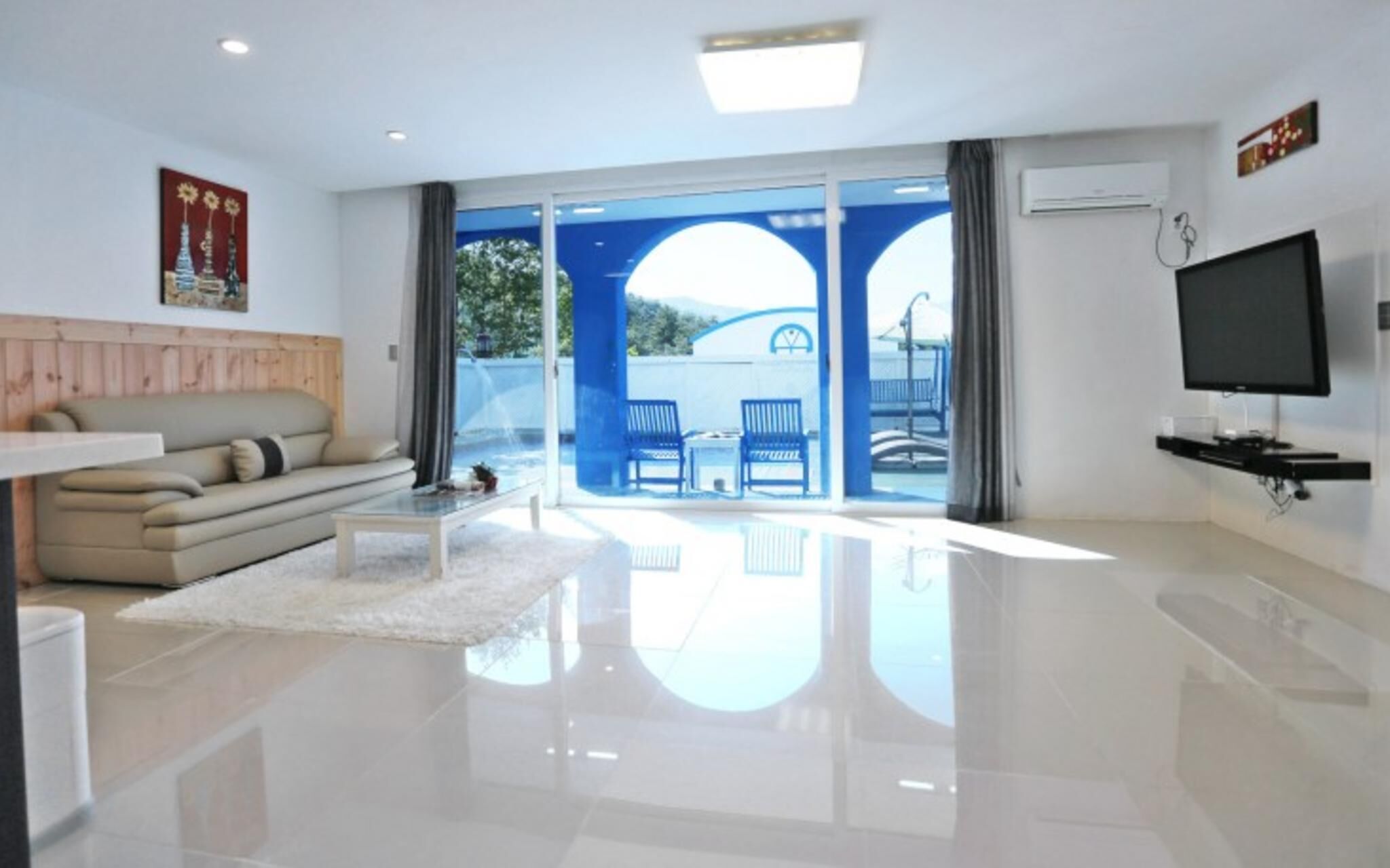 Yangyang Lodes Pool Villa