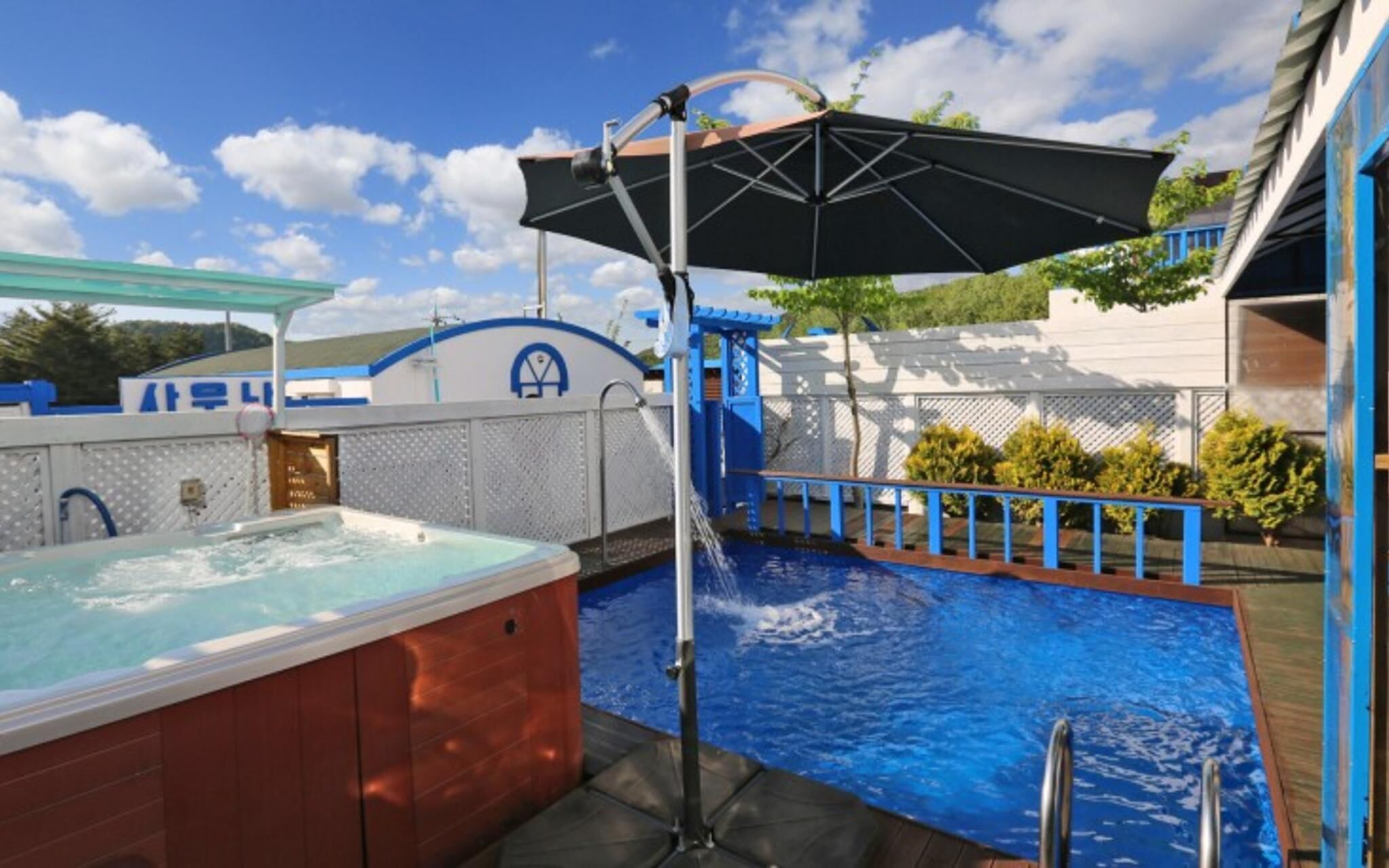 Yangyang Lodes Pool Villa