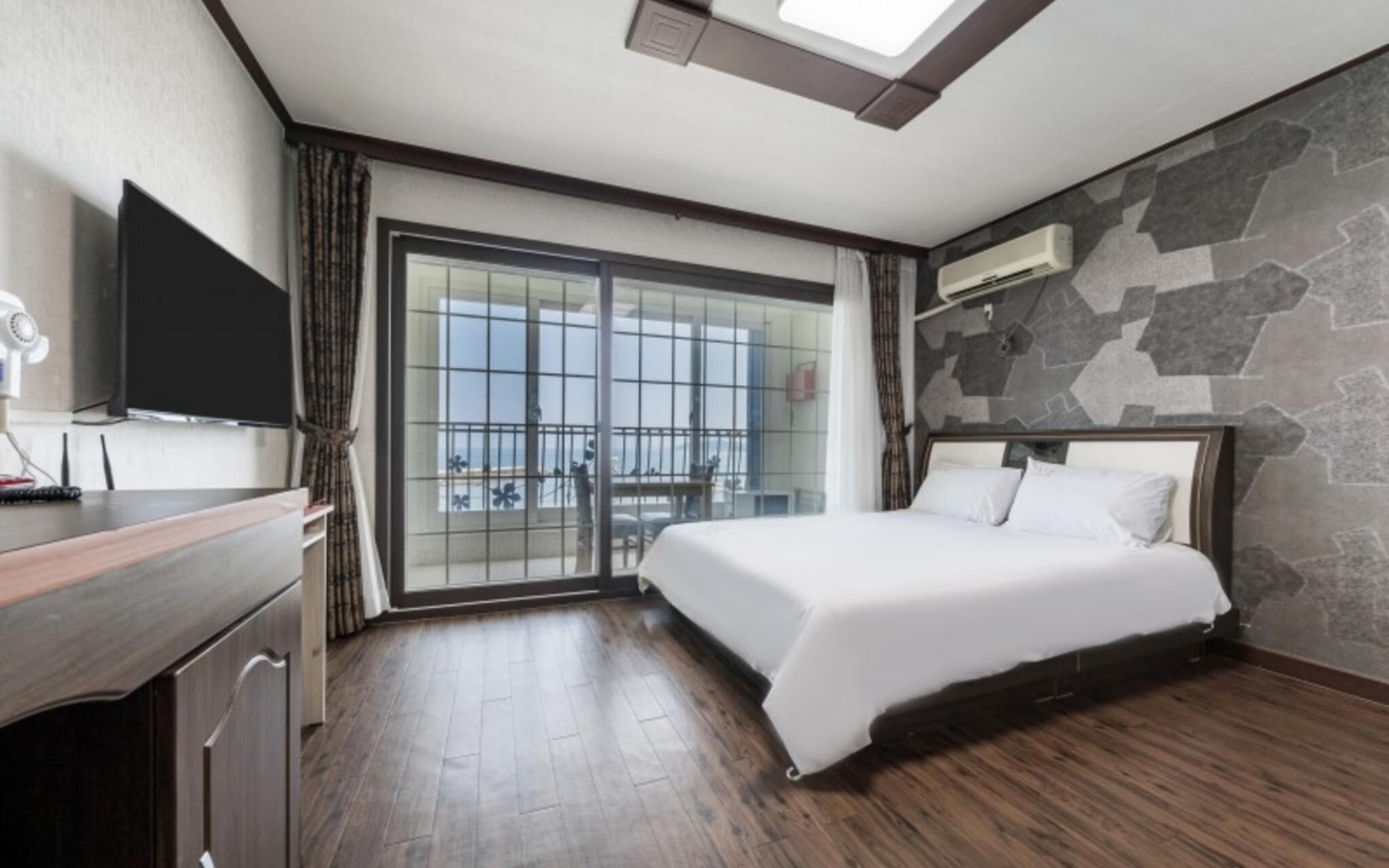 Yangyang Lovely Sea Condotel