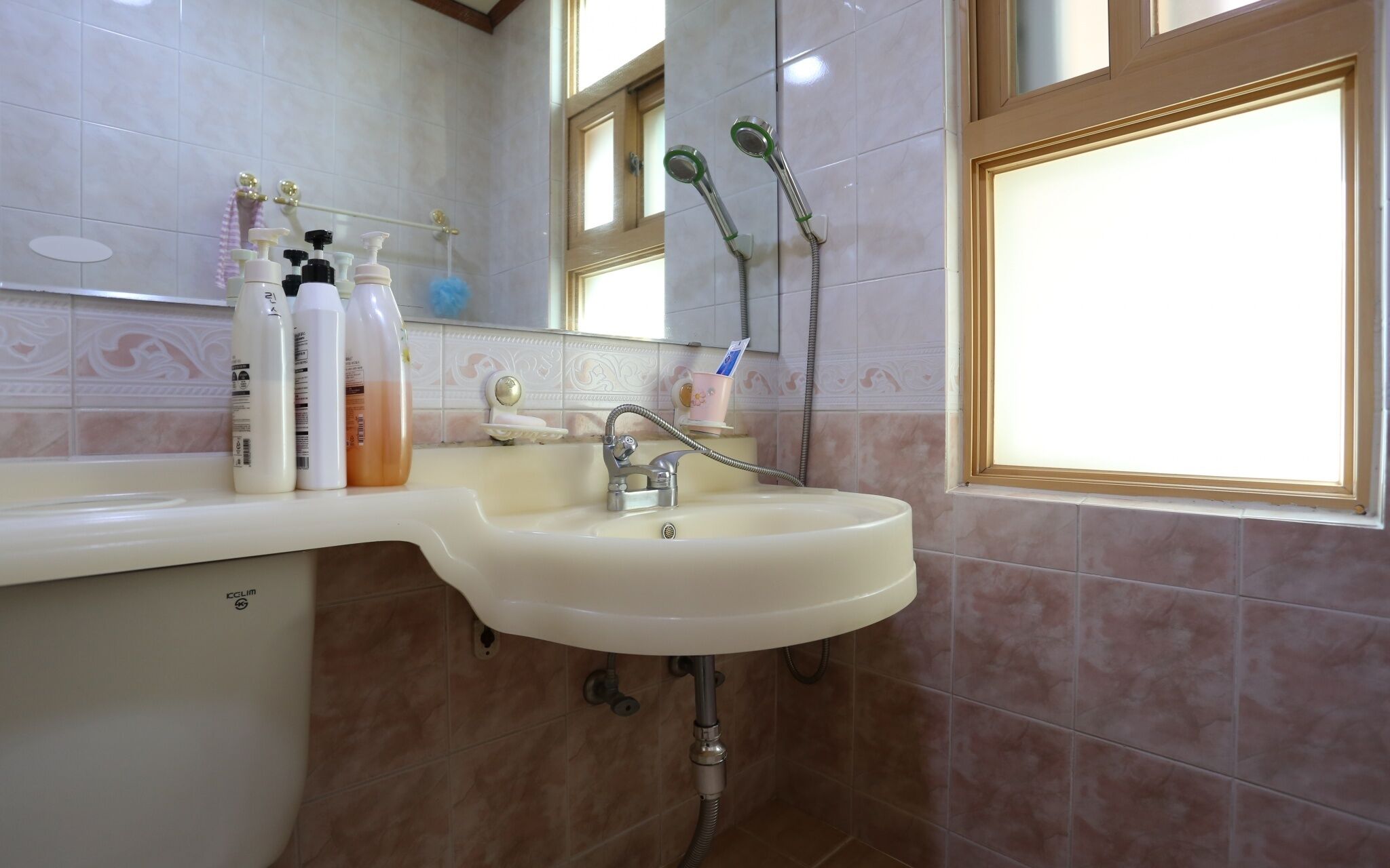 Yangyang Muhak Motel