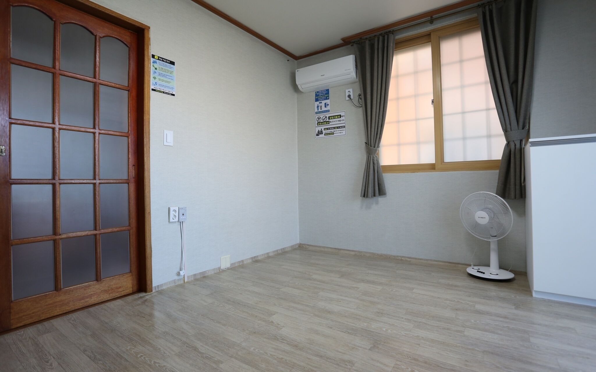 Yangyang Muhak Motel