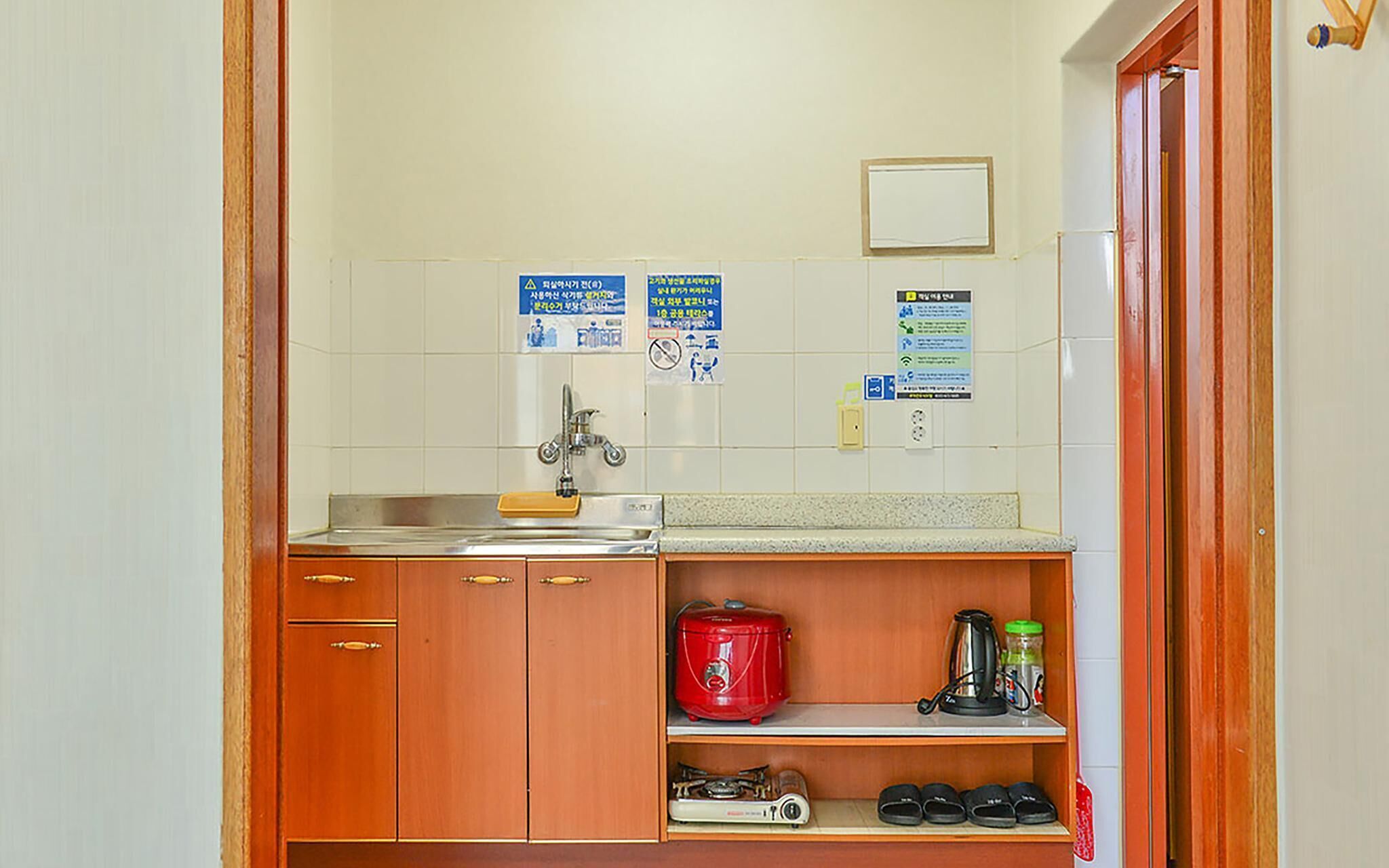 Yangyang Muhak Motel