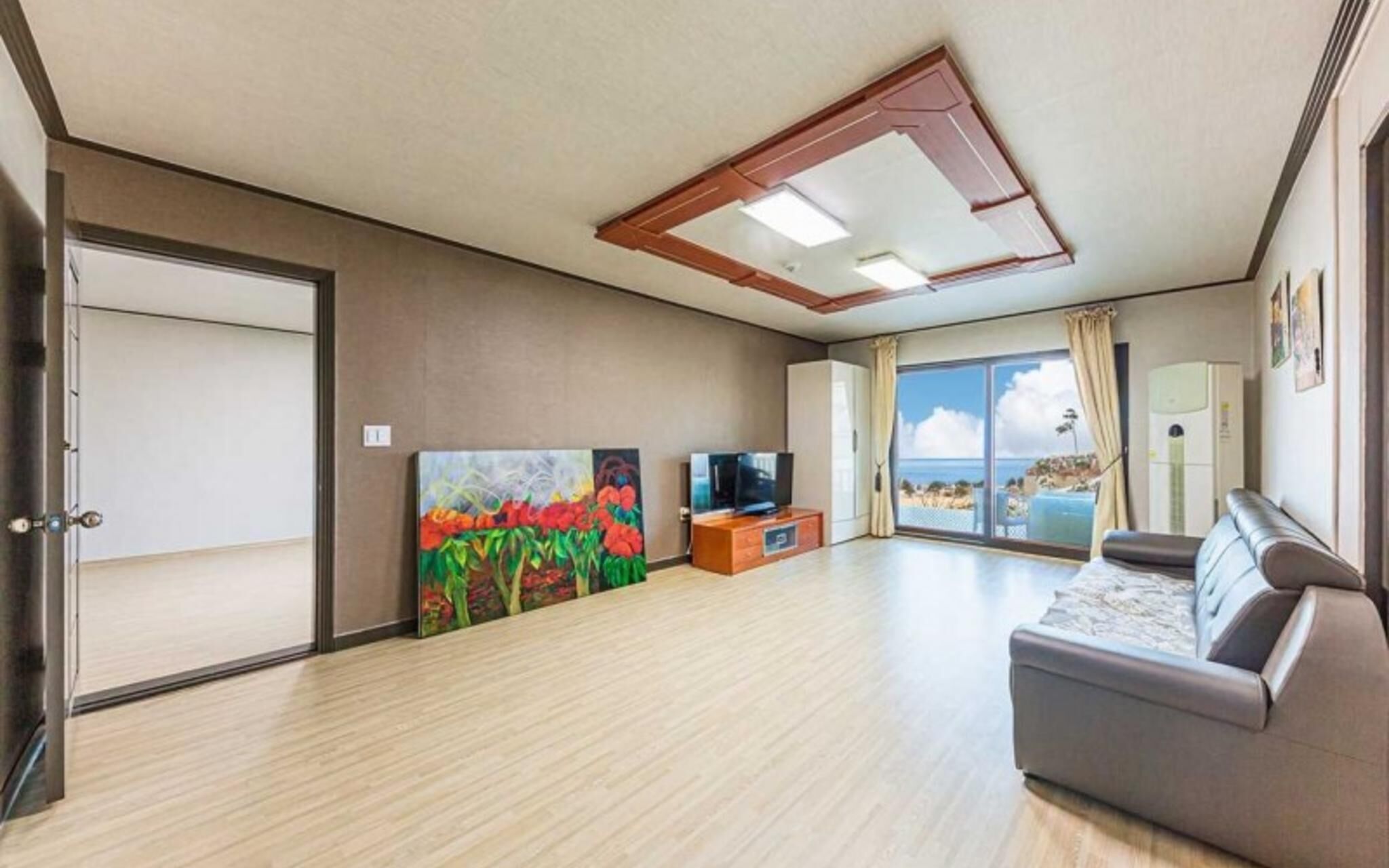 Yangyang Silver Sea Pension