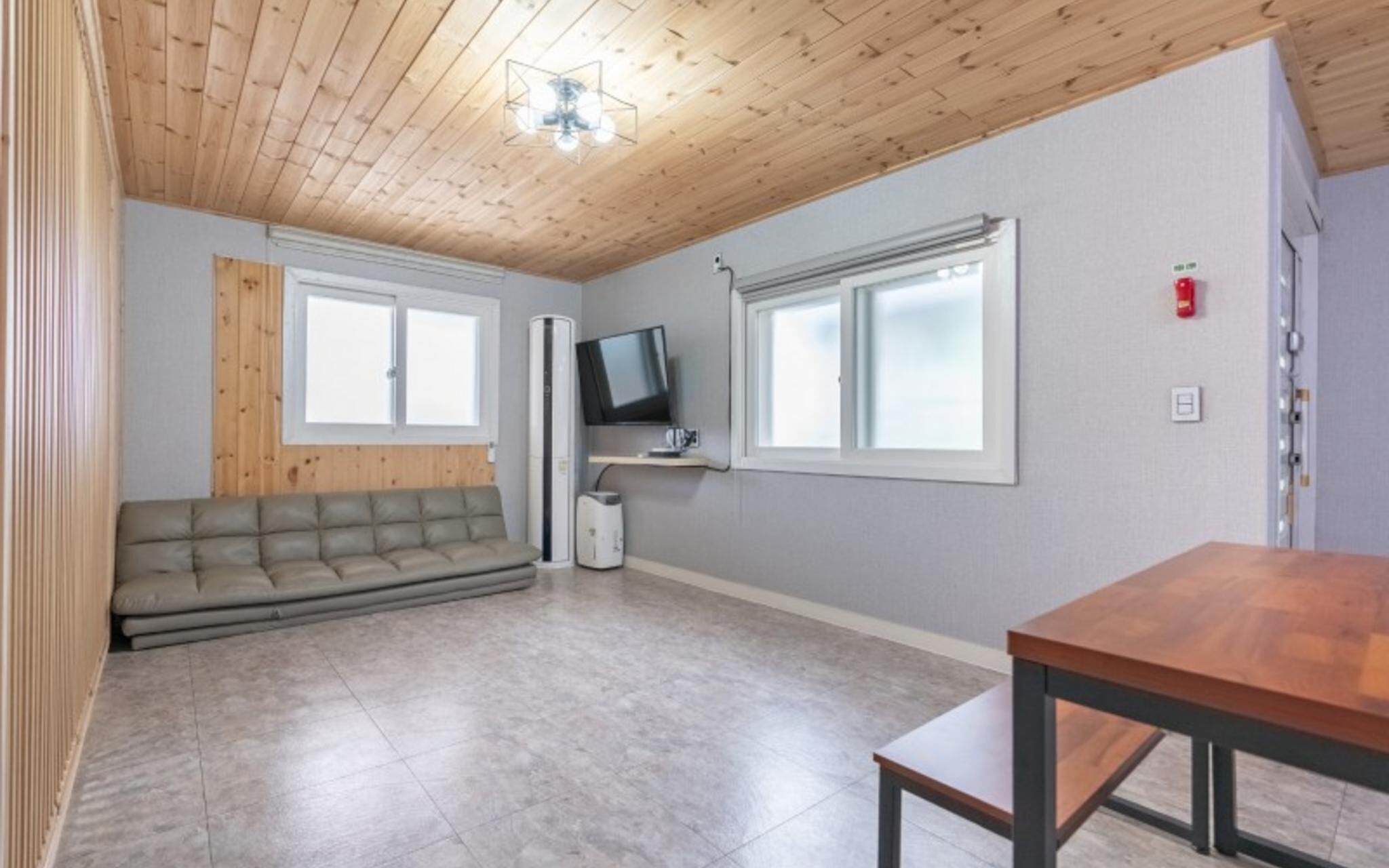 Yangyang Vintage House Pension