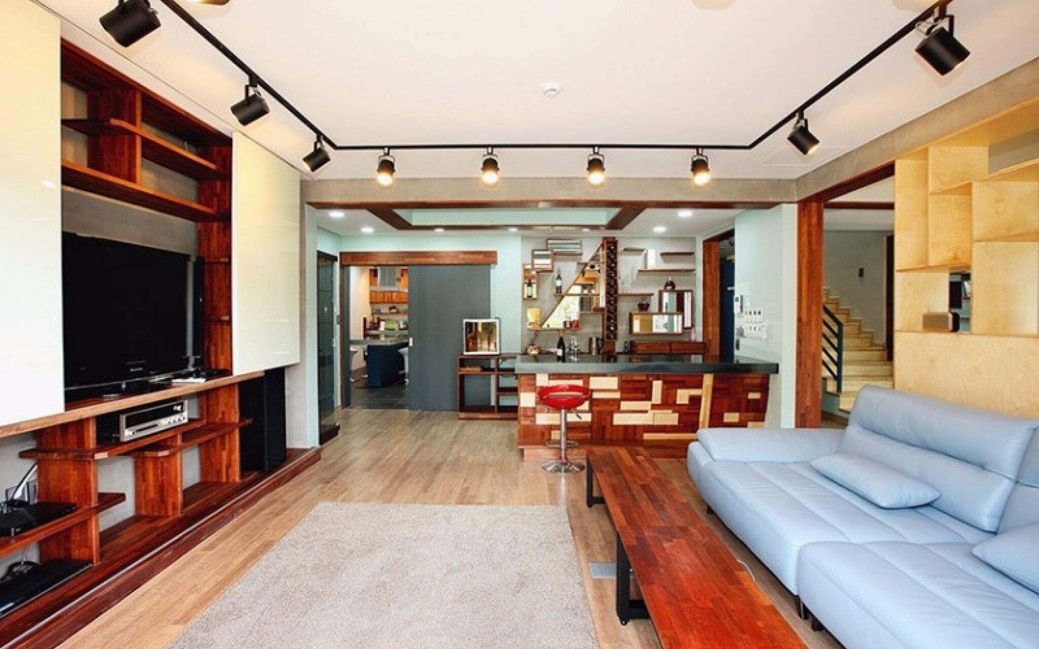 Yangyang Yachtrang Club House Pension