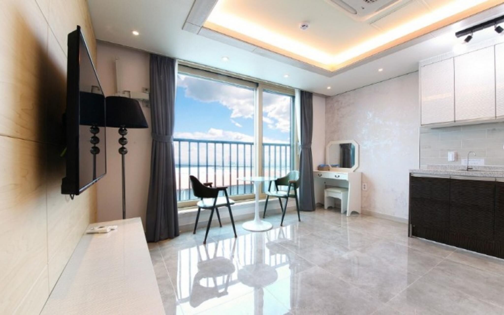 Yangyang Yangyang Pension