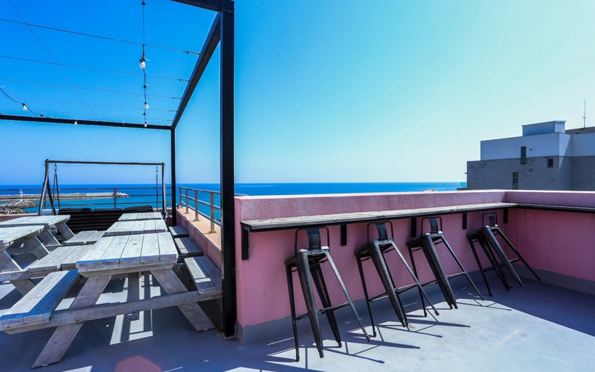 Yangyang Yoloha Surfhouse