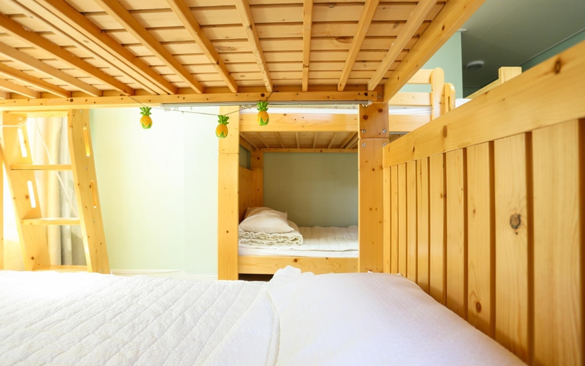 Yangyang Yoloha Surfhouse
