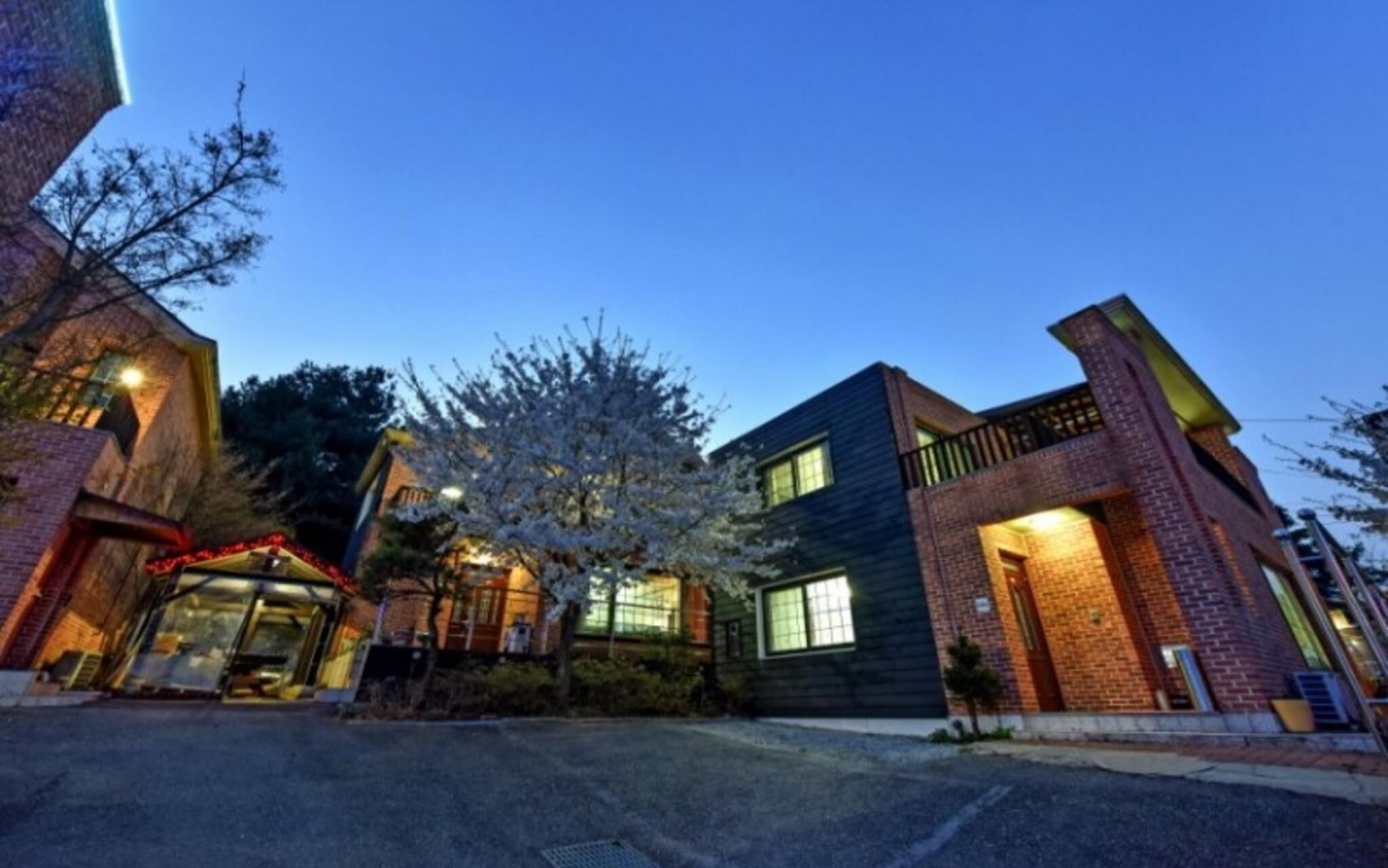 Yesan Jeongdaun Pension