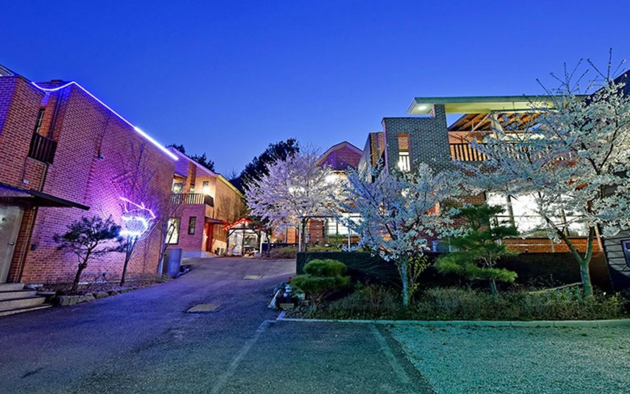 Yesan Jeongdaun Pension