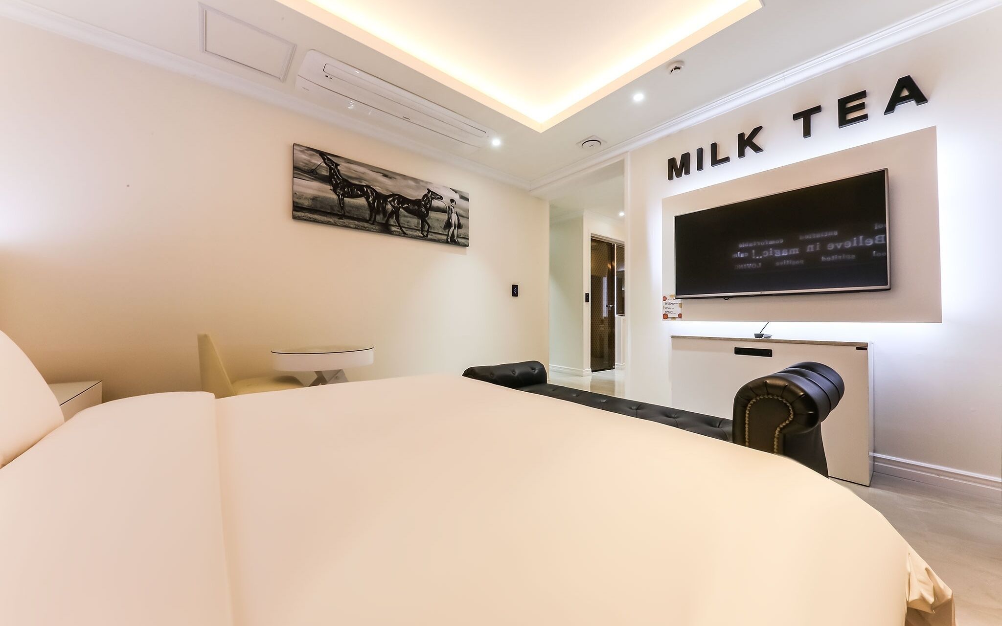 Yesan Orange Tomato Motel