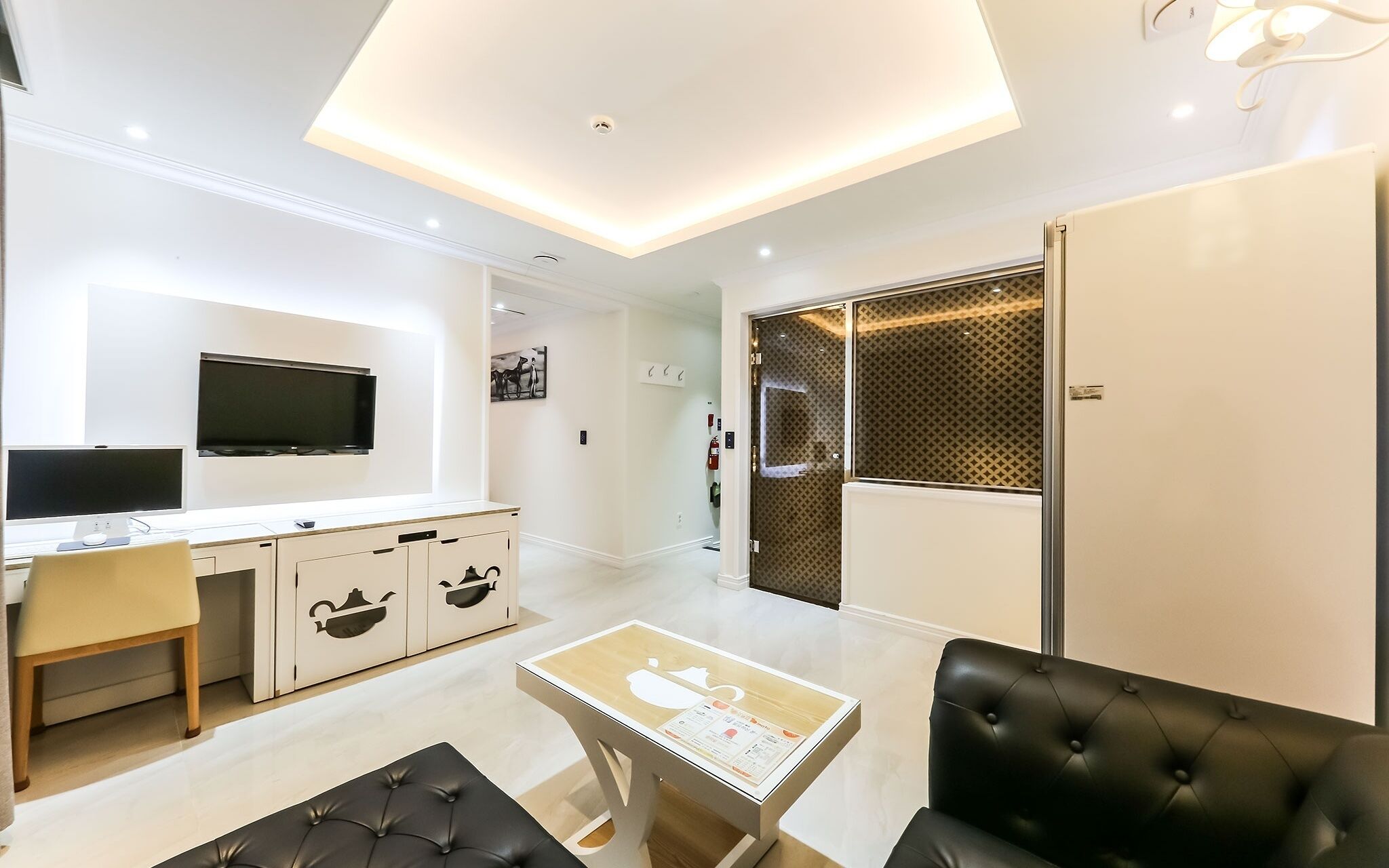 Yesan Orange Tomato Motel