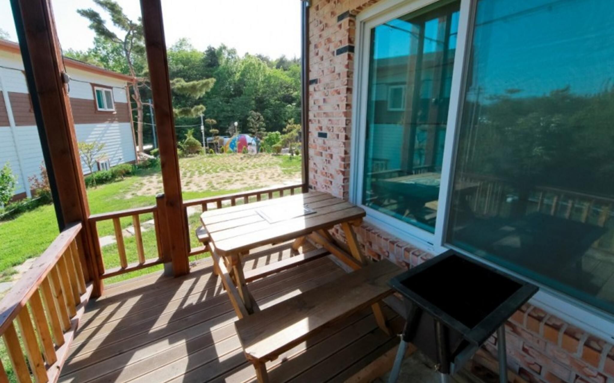 Yesan Sanmaru Pension