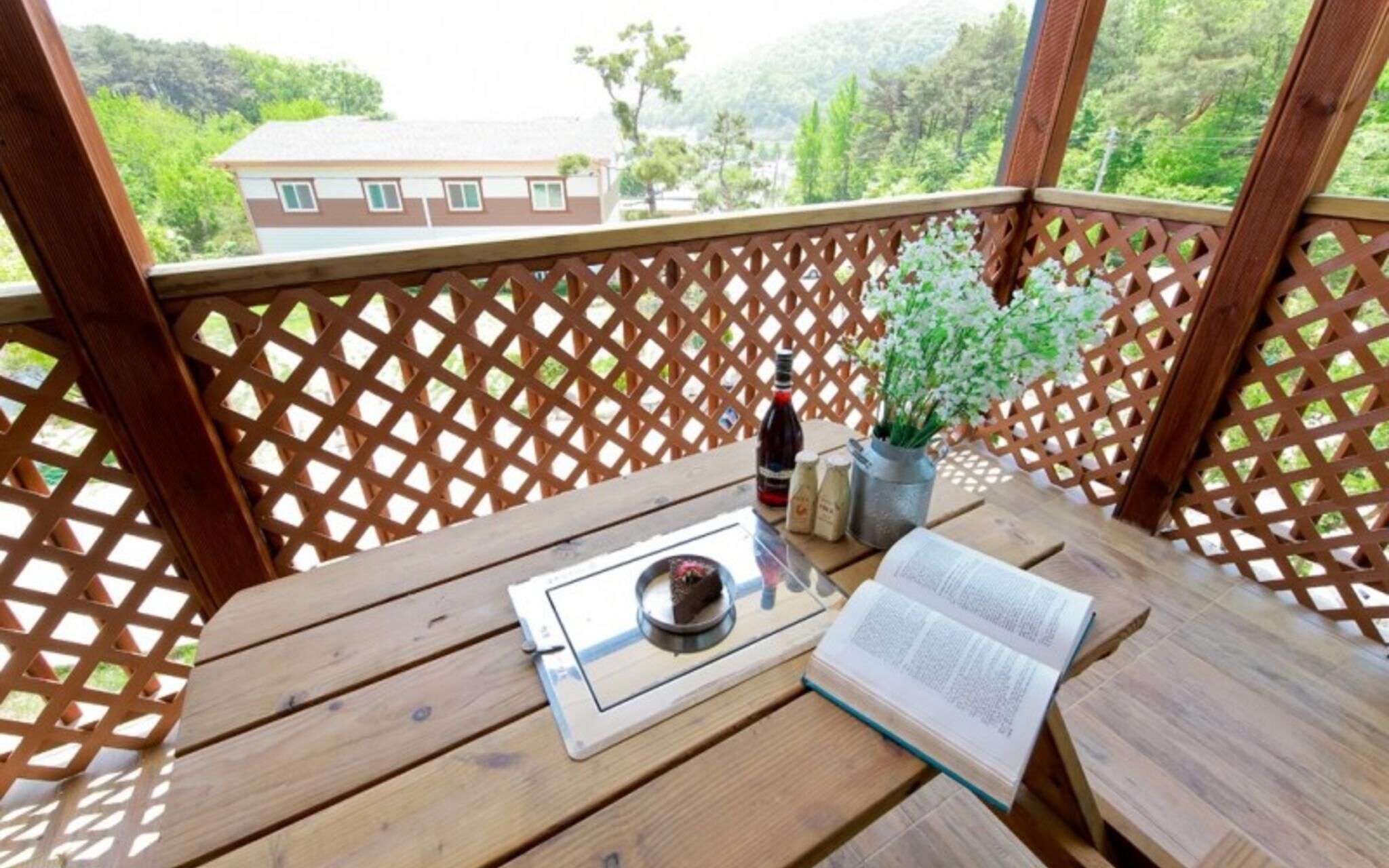 Yesan Sanmaru Pension