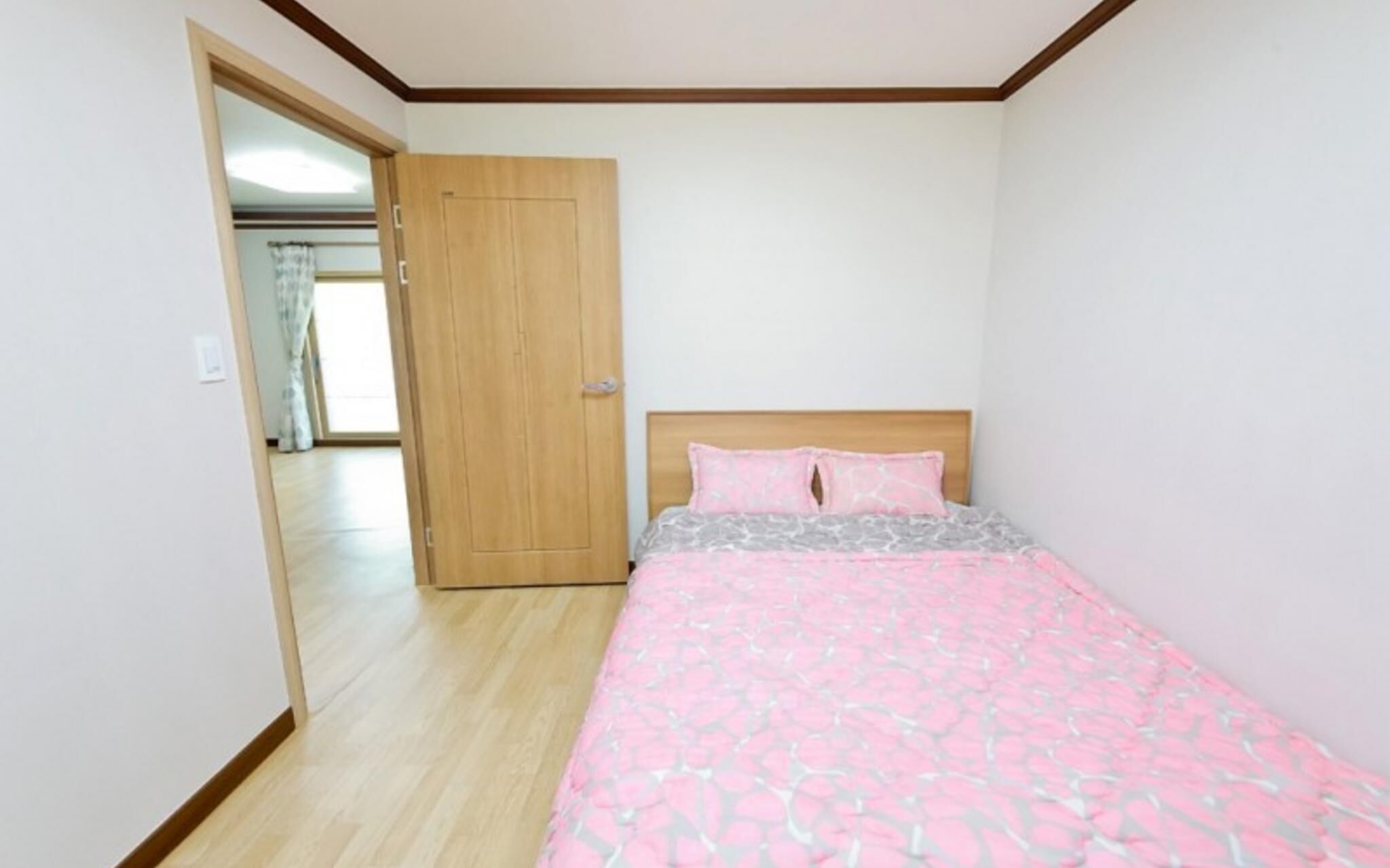 Yesan Sanmaru Pension