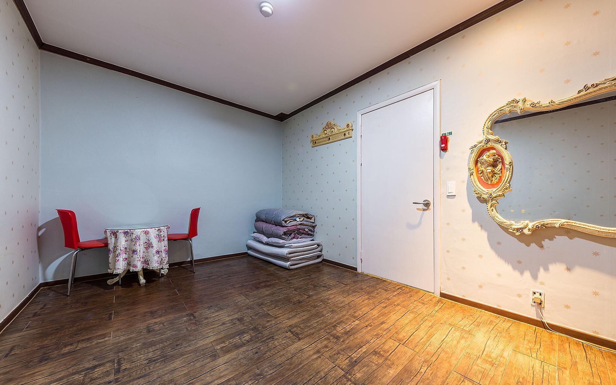 Yesan Shinwon Parktel