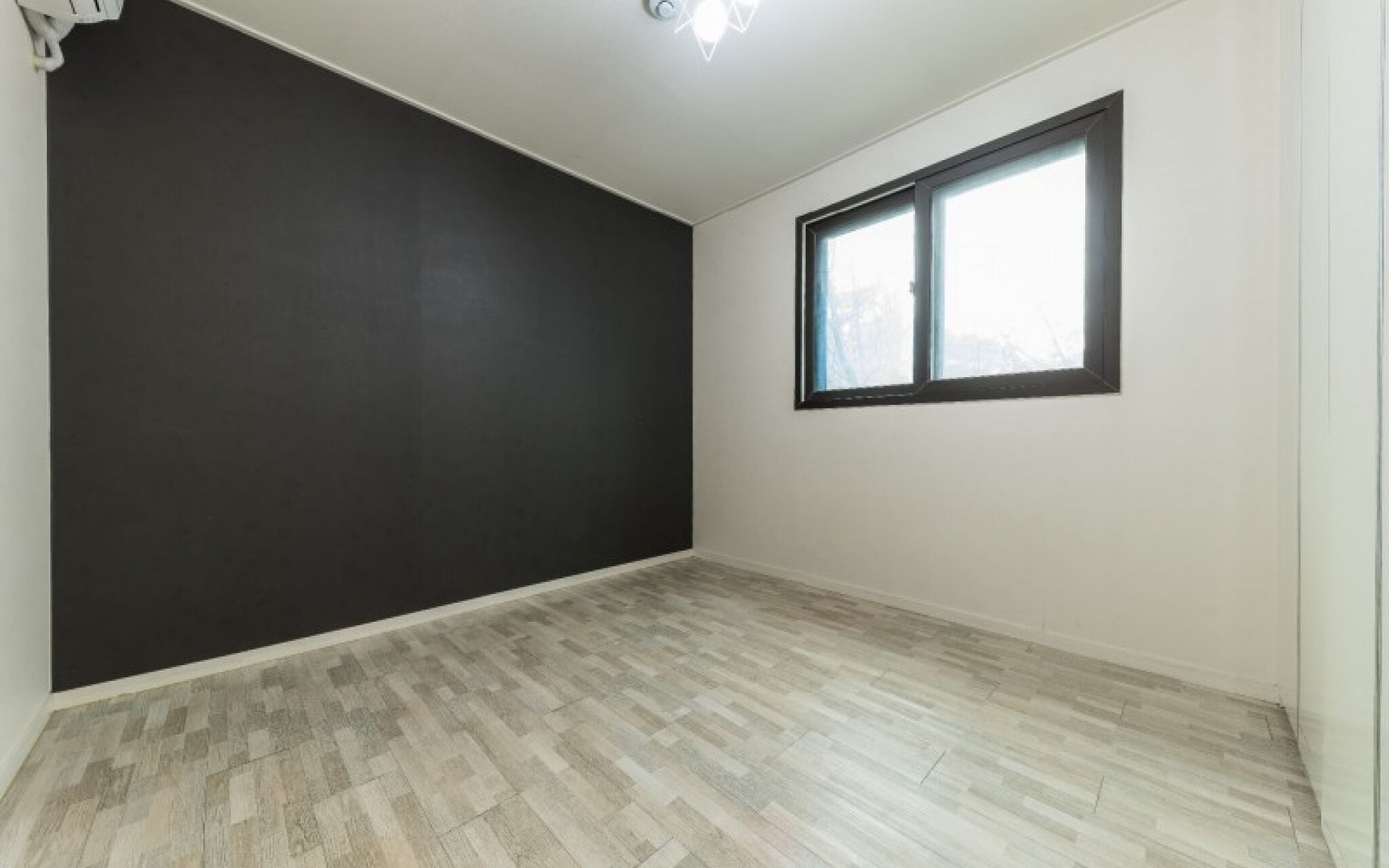 Yongin El Pension