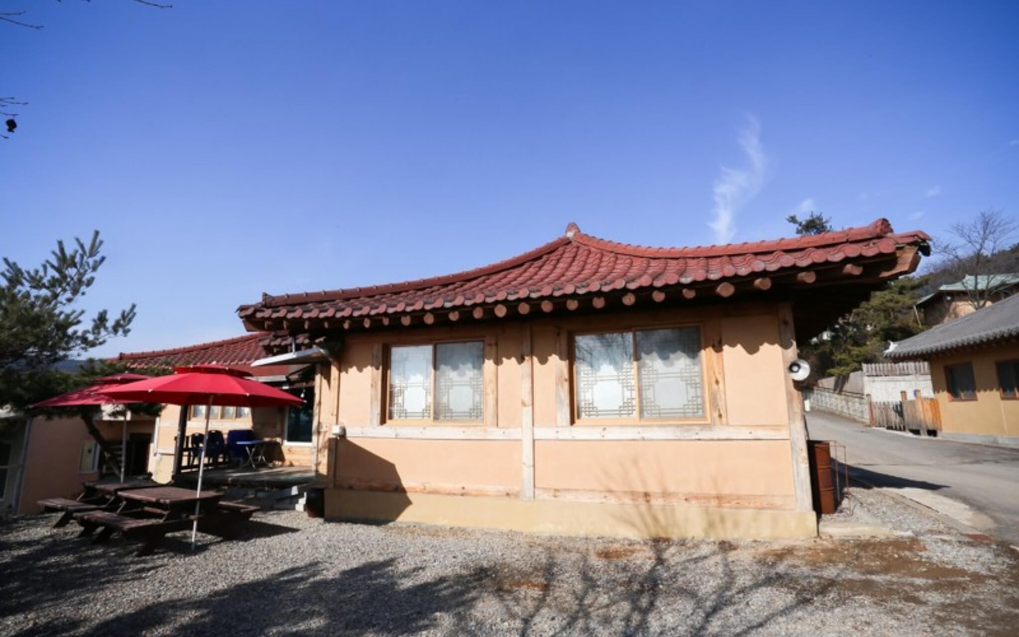 Yongin Jin Pension