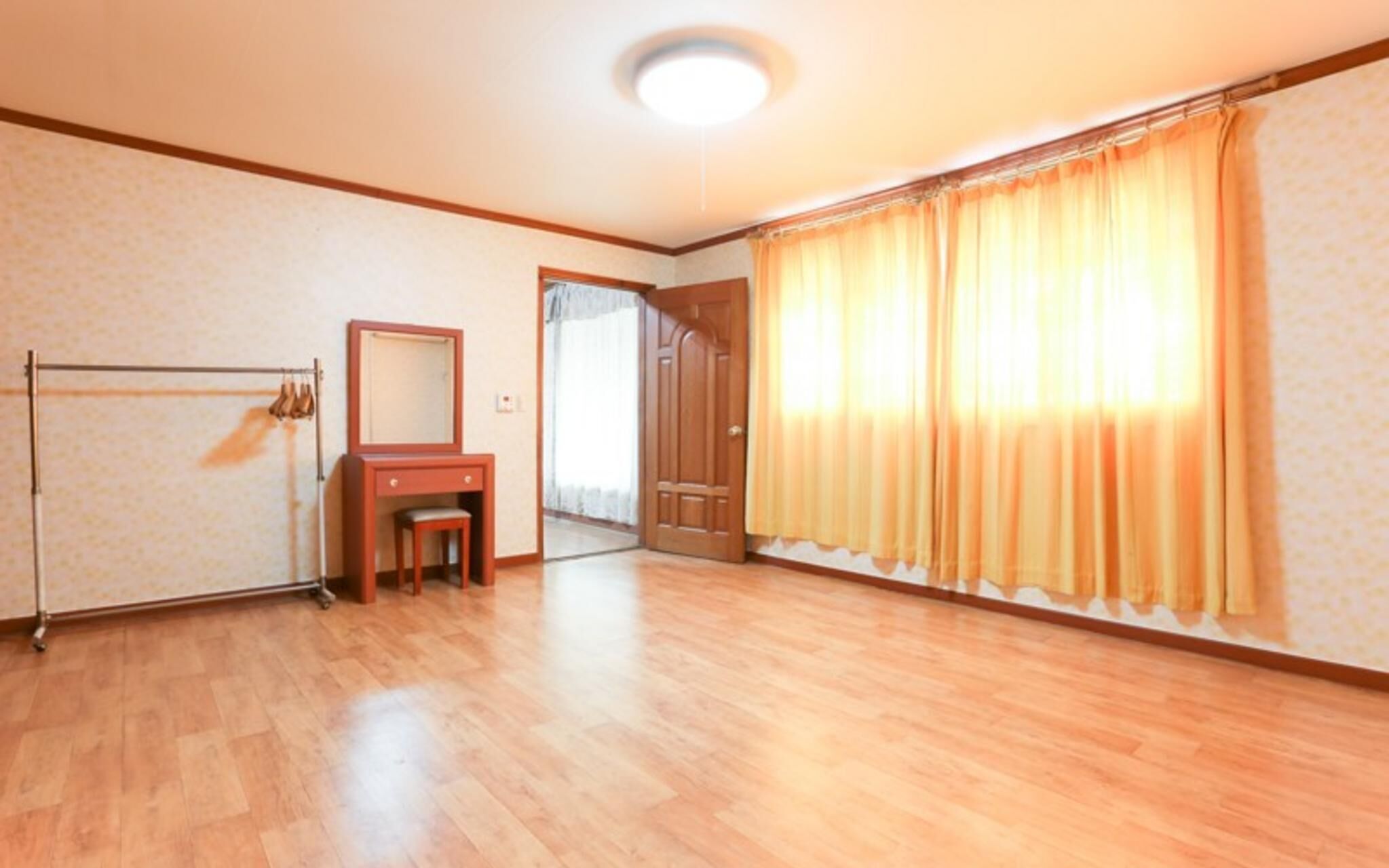 Yongin Jin Pension