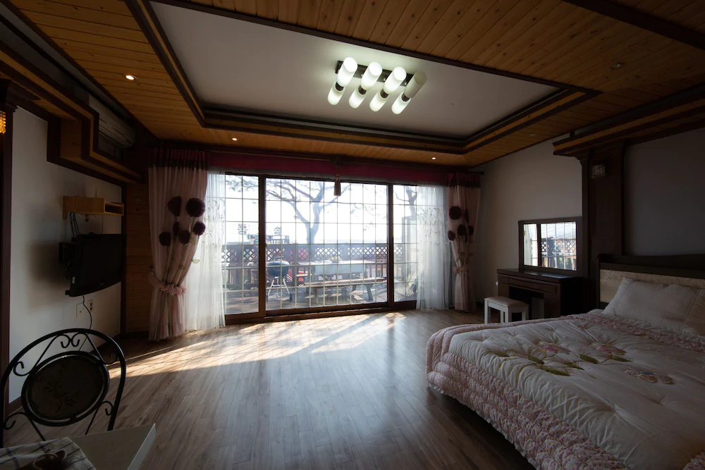 Angel's Morning Pension