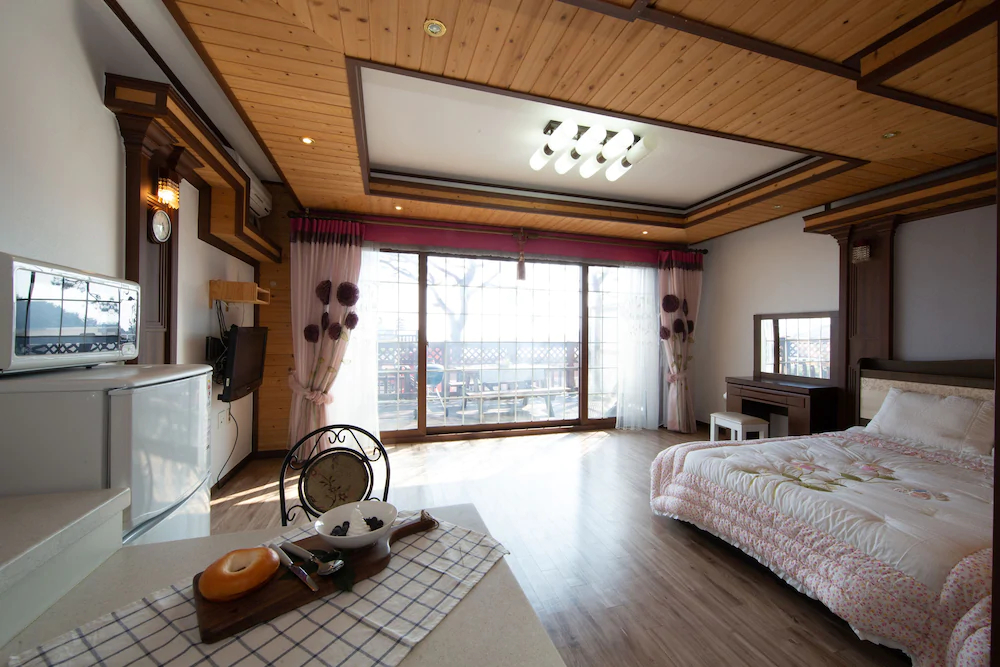 Angel's Morning Pension