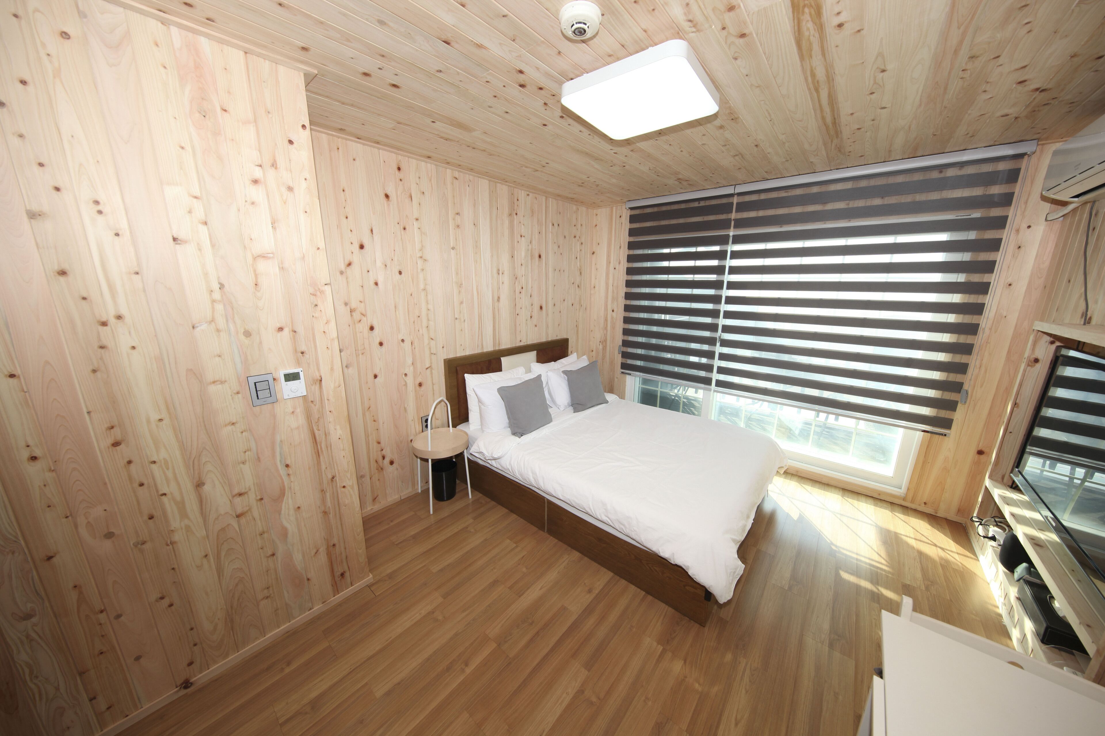 Janguneomeo Park Jeong A Pension