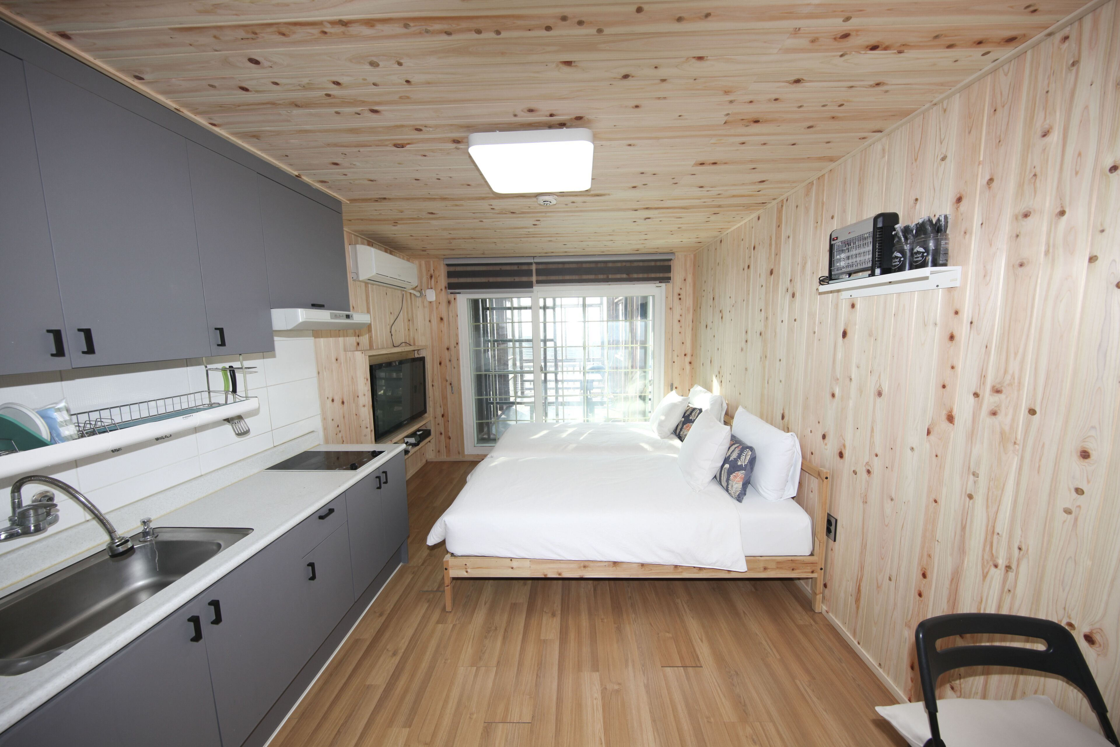 Janguneomeo Park Jeong A Pension