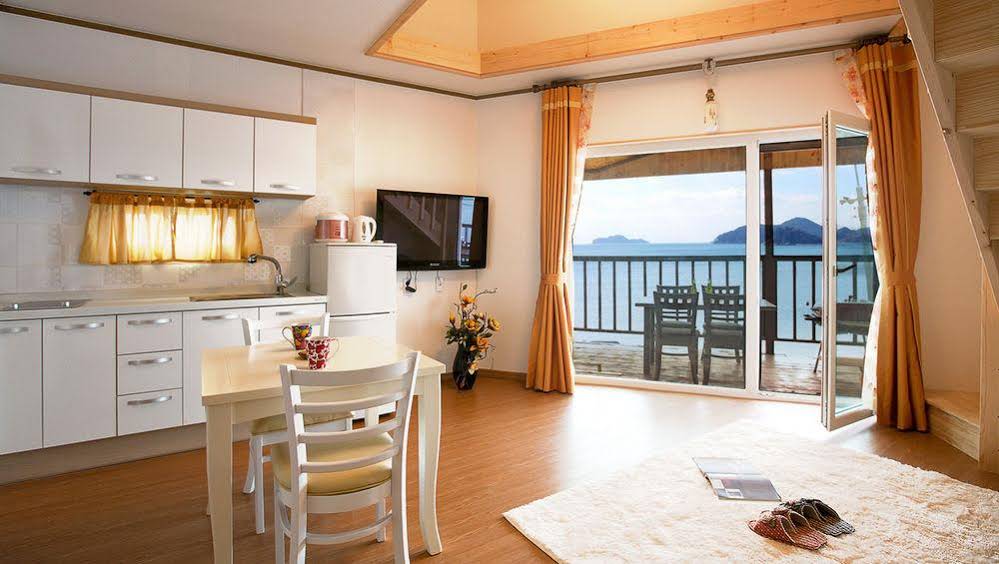 Ganghwa Haemiru Spa Pension