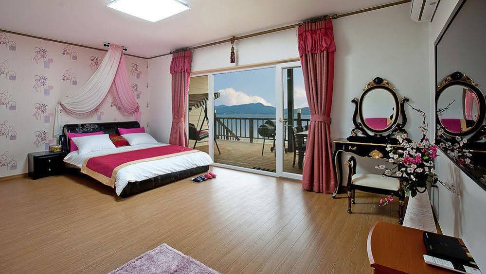 Ganghwa Haemiru Spa Pension