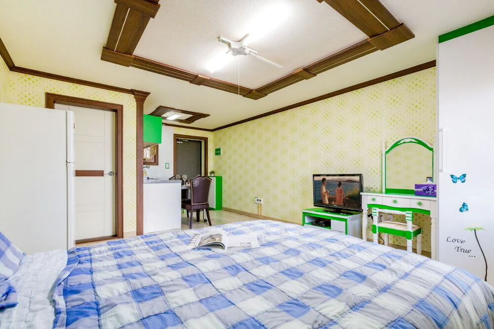 Sunrise Pension